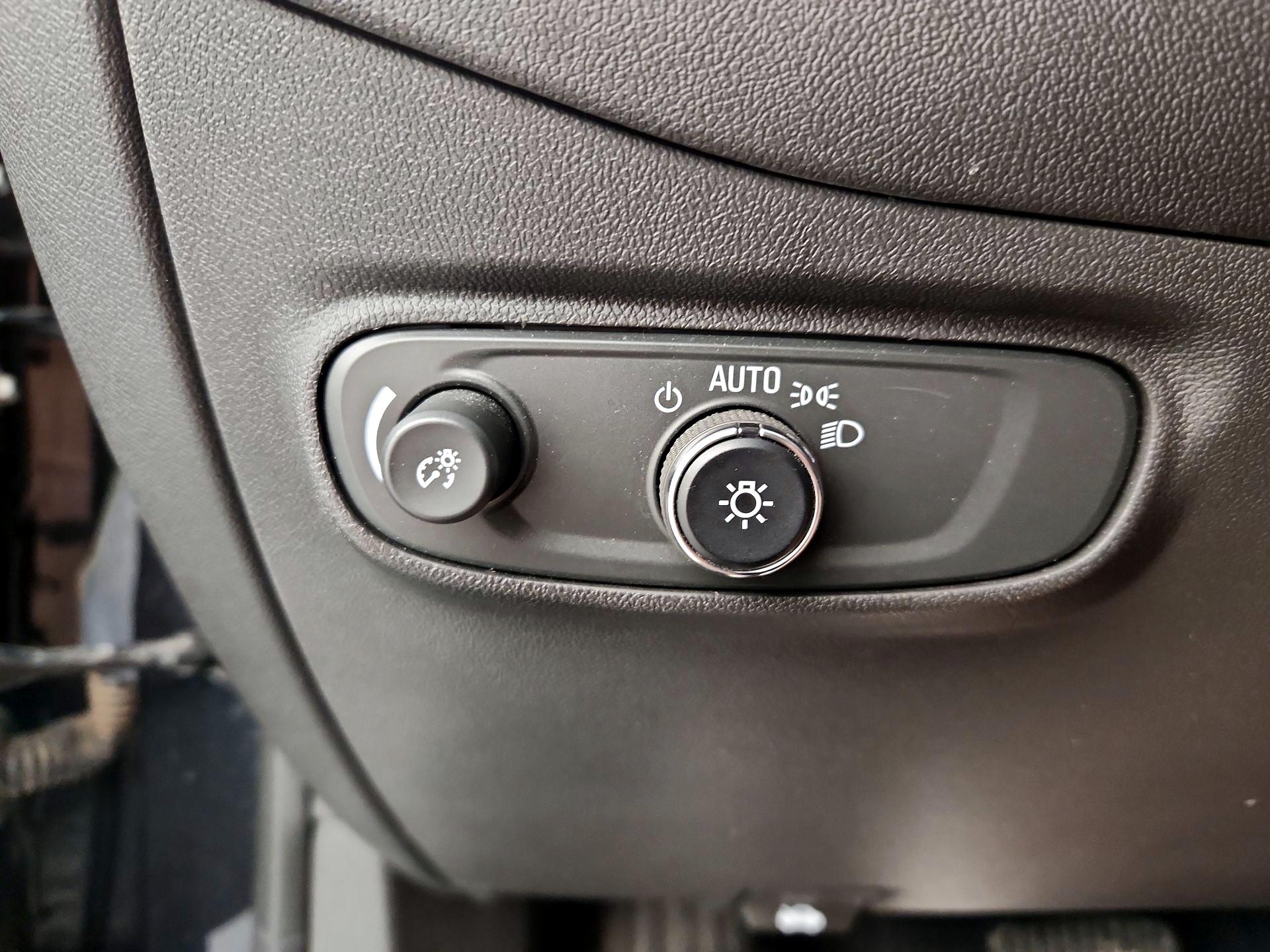 Thumbnail: 2023 Chevrolet Equinox - 13