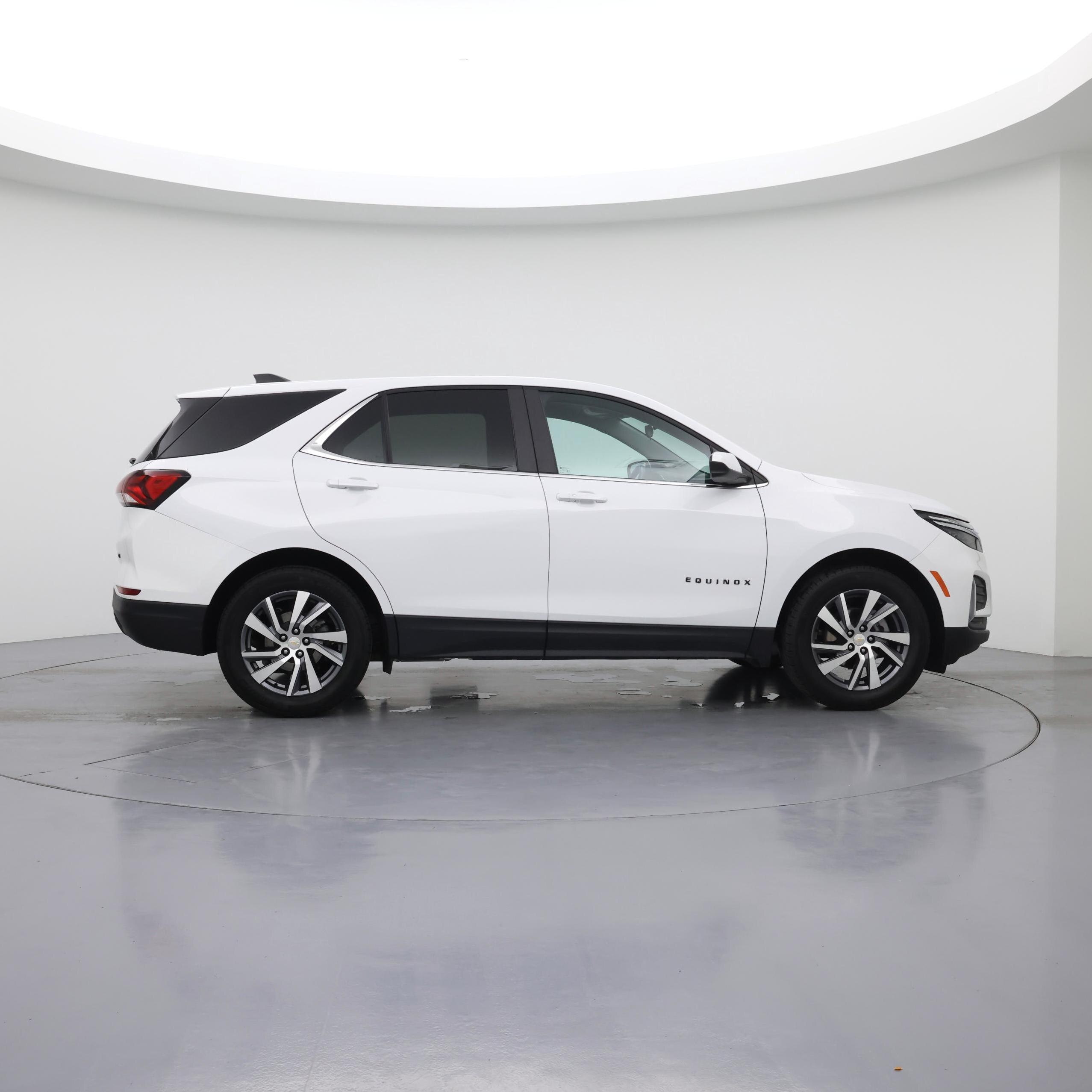 Thumbnail: 2022 Chevrolet Equinox - 7