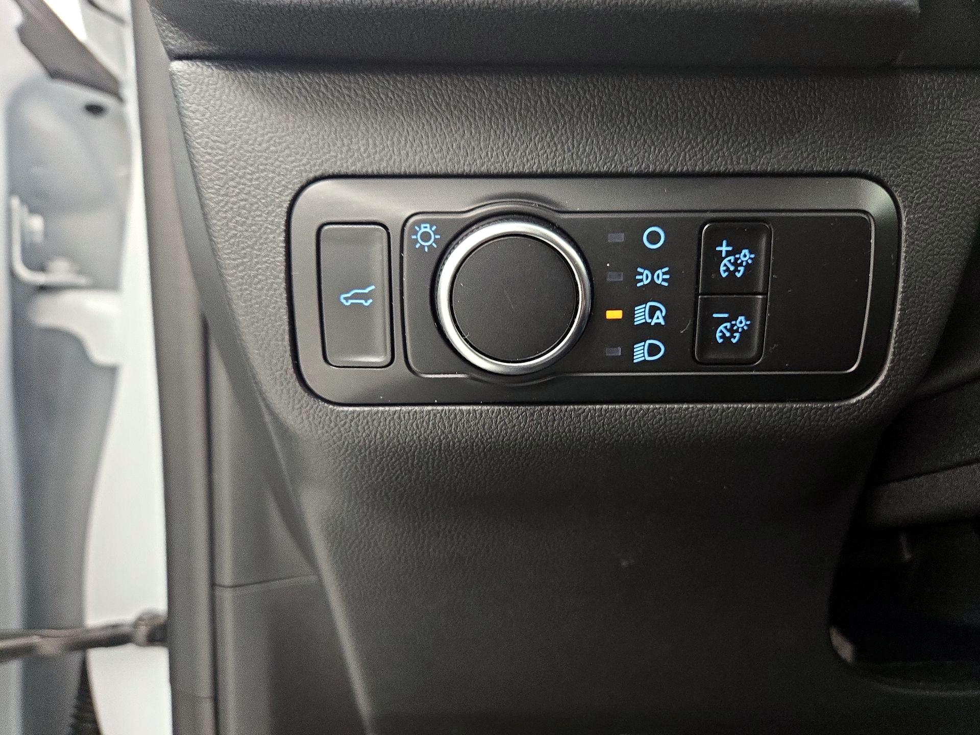 Thumbnail: 2022 Ford Escape - 13