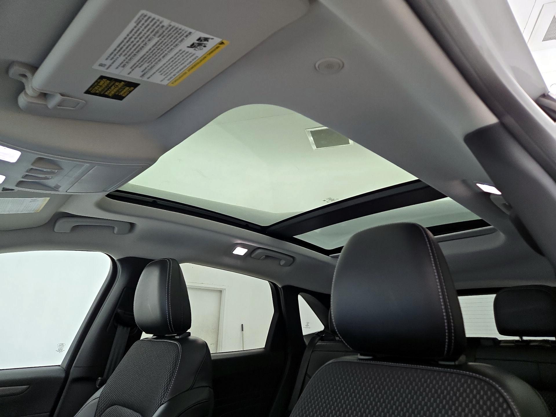 Thumbnail: 2023 Ford Escape - 20