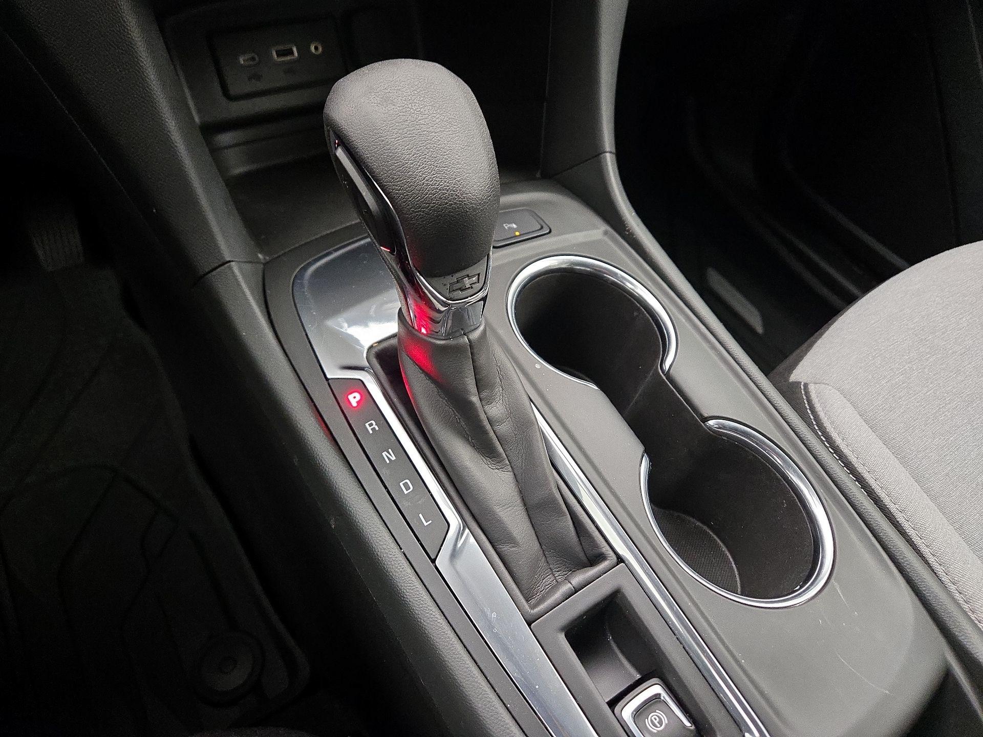 Thumbnail: 2022 Chevrolet Equinox - 17