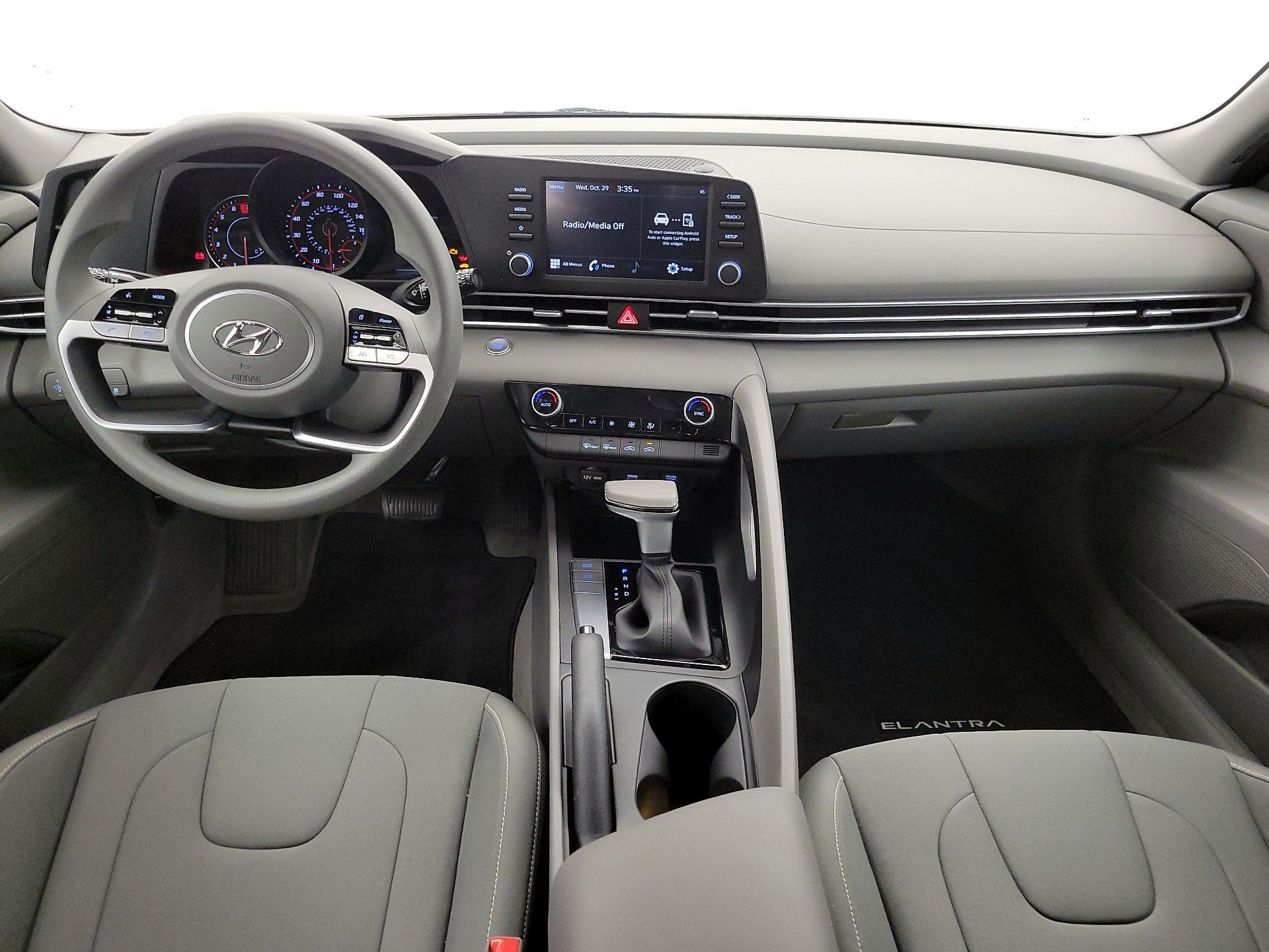 Thumbnail: 2023 Hyundai Elantra - 9