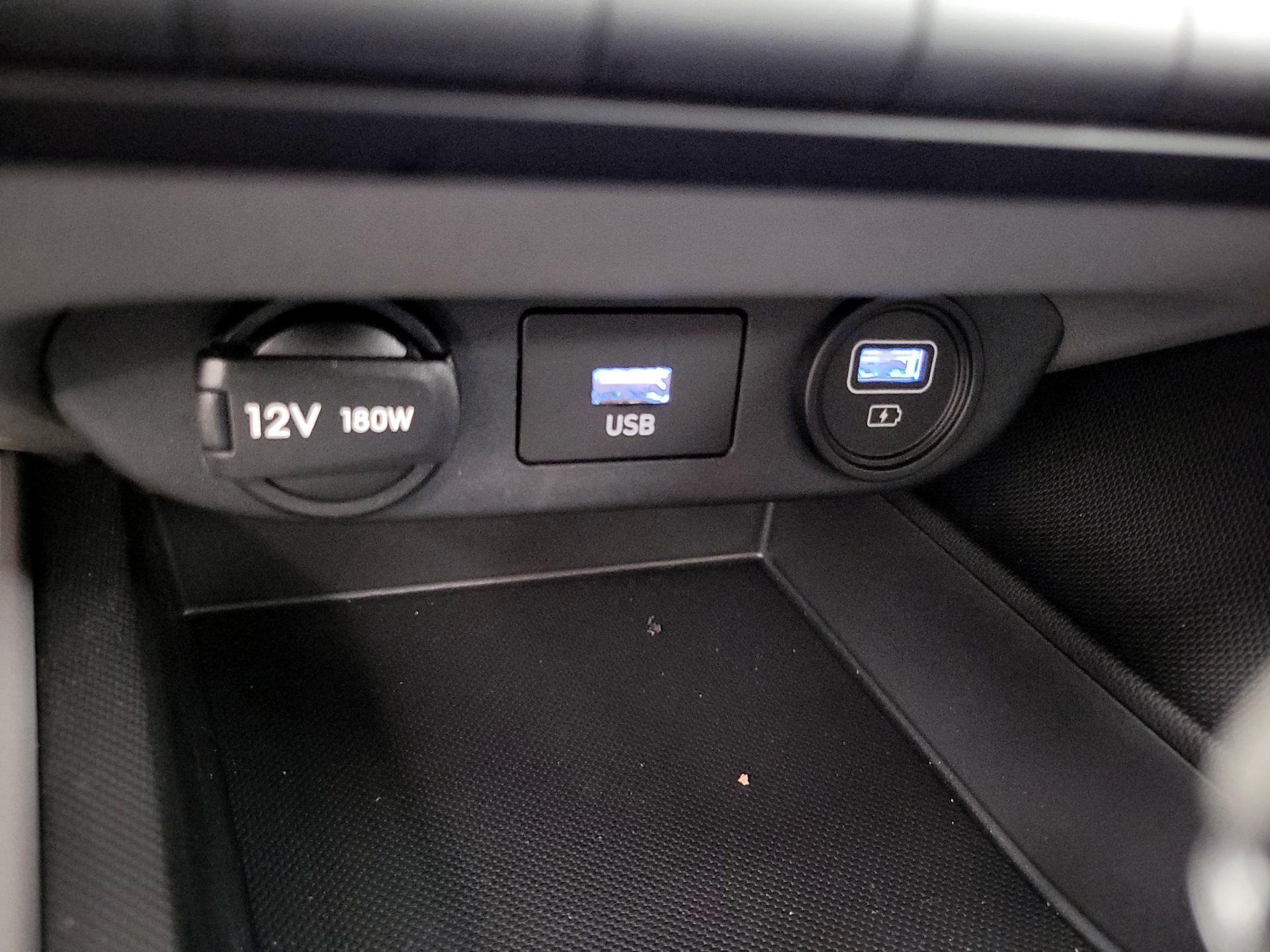 Thumbnail: 2023 Hyundai Elantra - 18