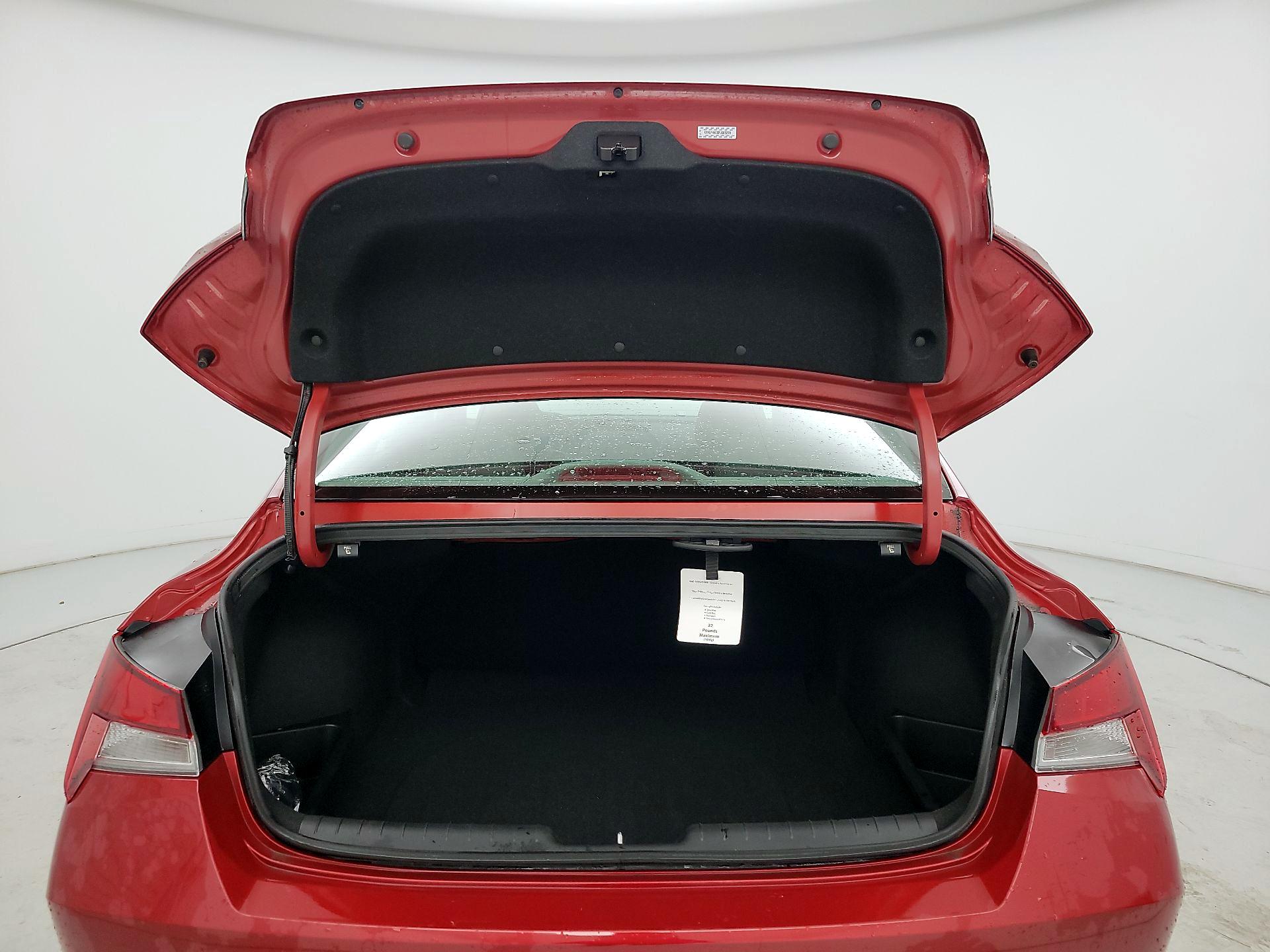 Thumbnail: 2023 Hyundai Elantra - 20