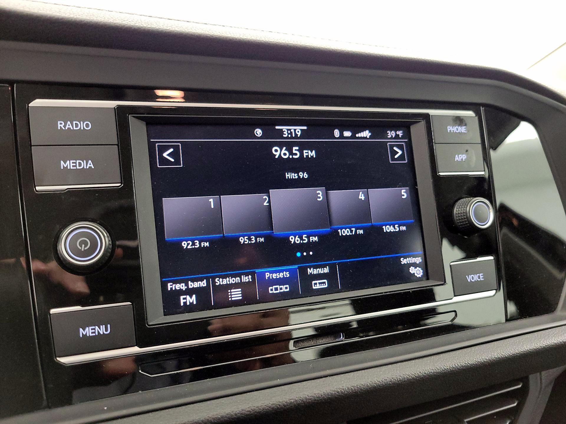 Thumbnail: 2021 Volkswagen Jetta - 15