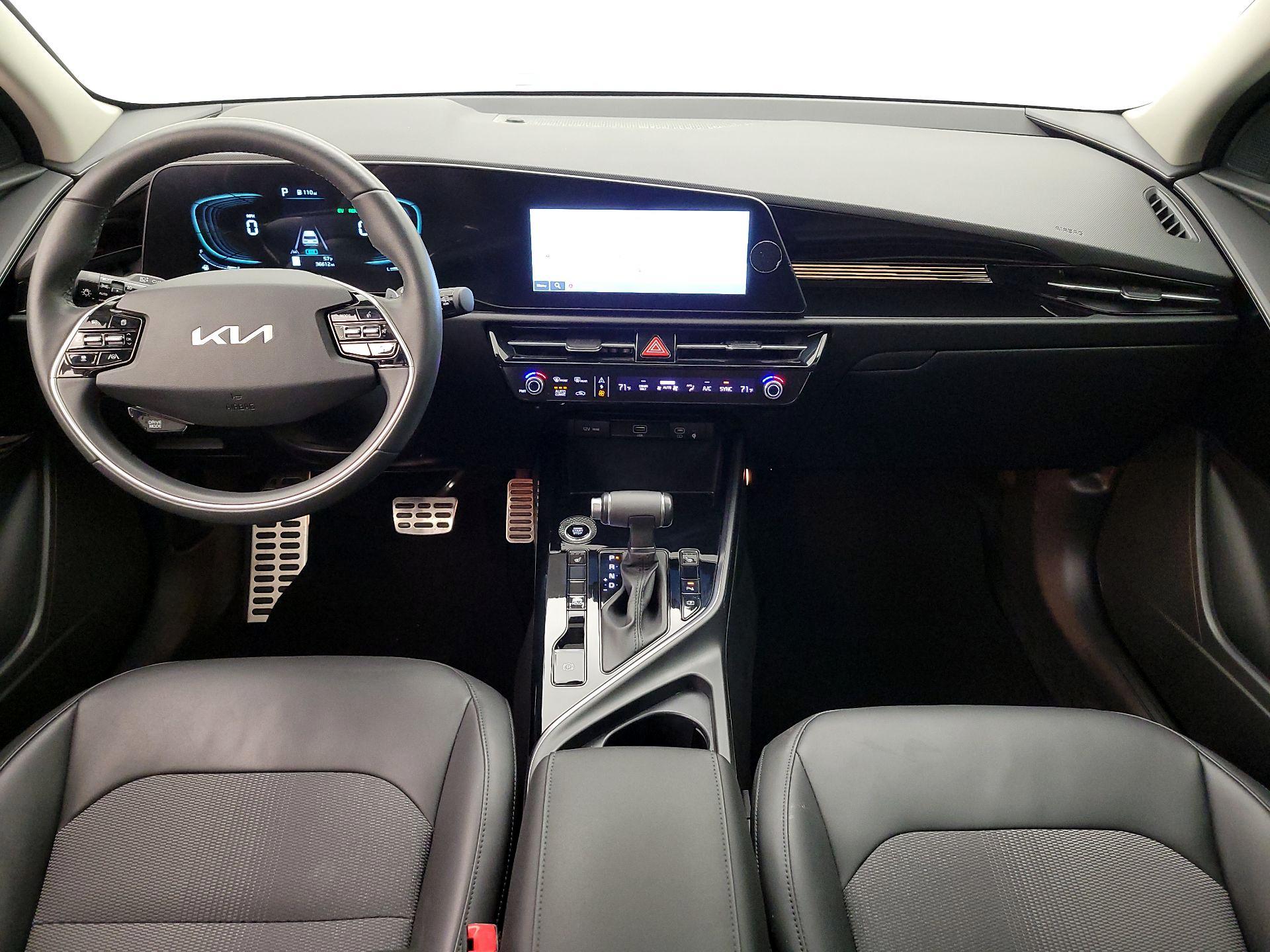 Thumbnail: 2023 Kia Niro - 9