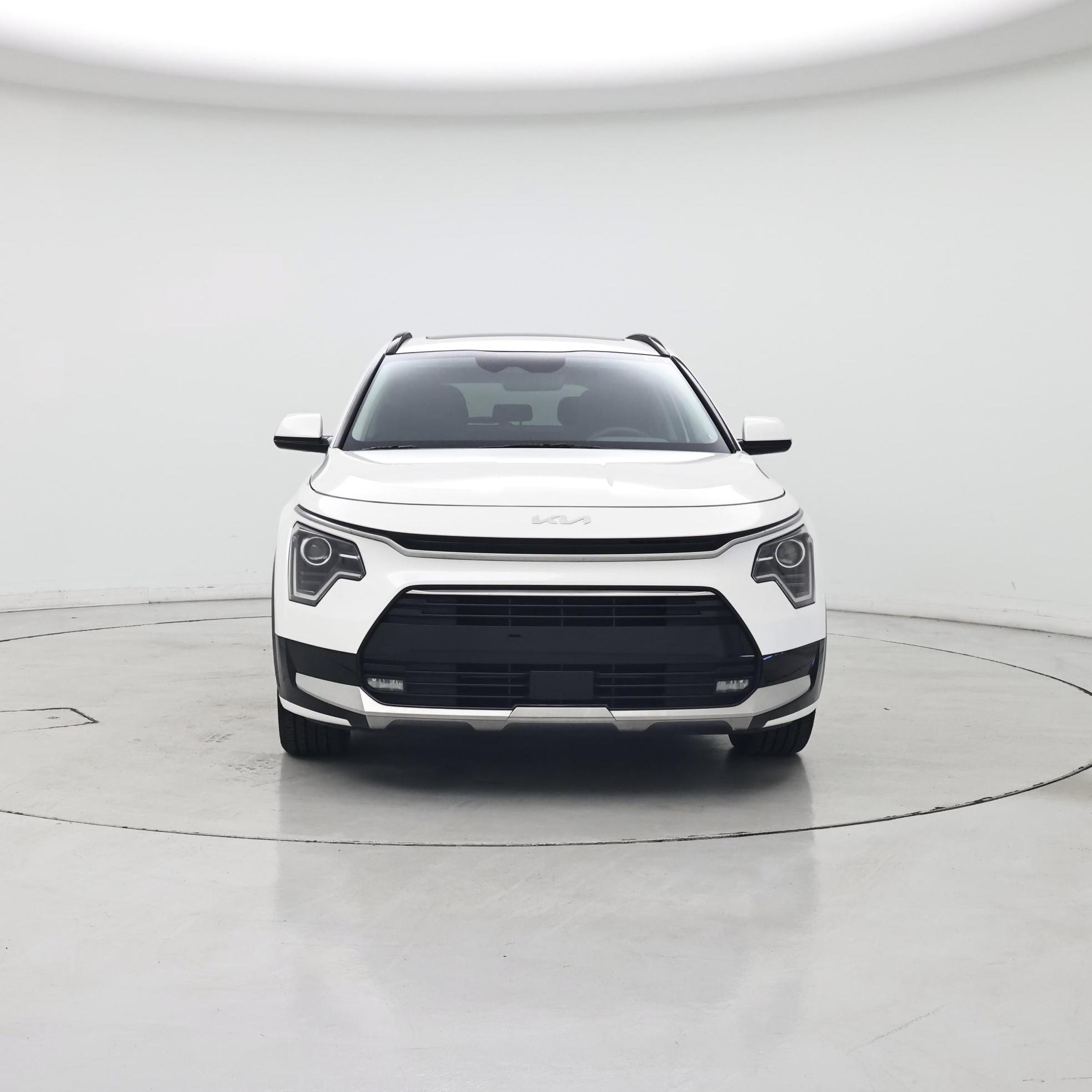 Thumbnail: 2023 Kia Niro - 5