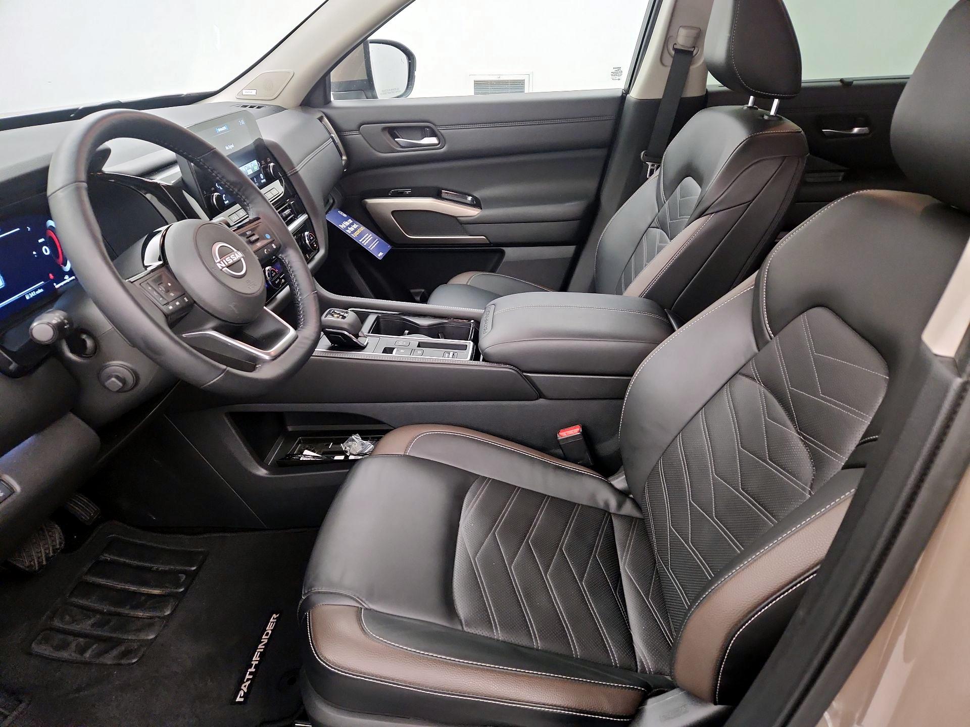 Thumbnail: 2024 Nissan Pathfinder - 11