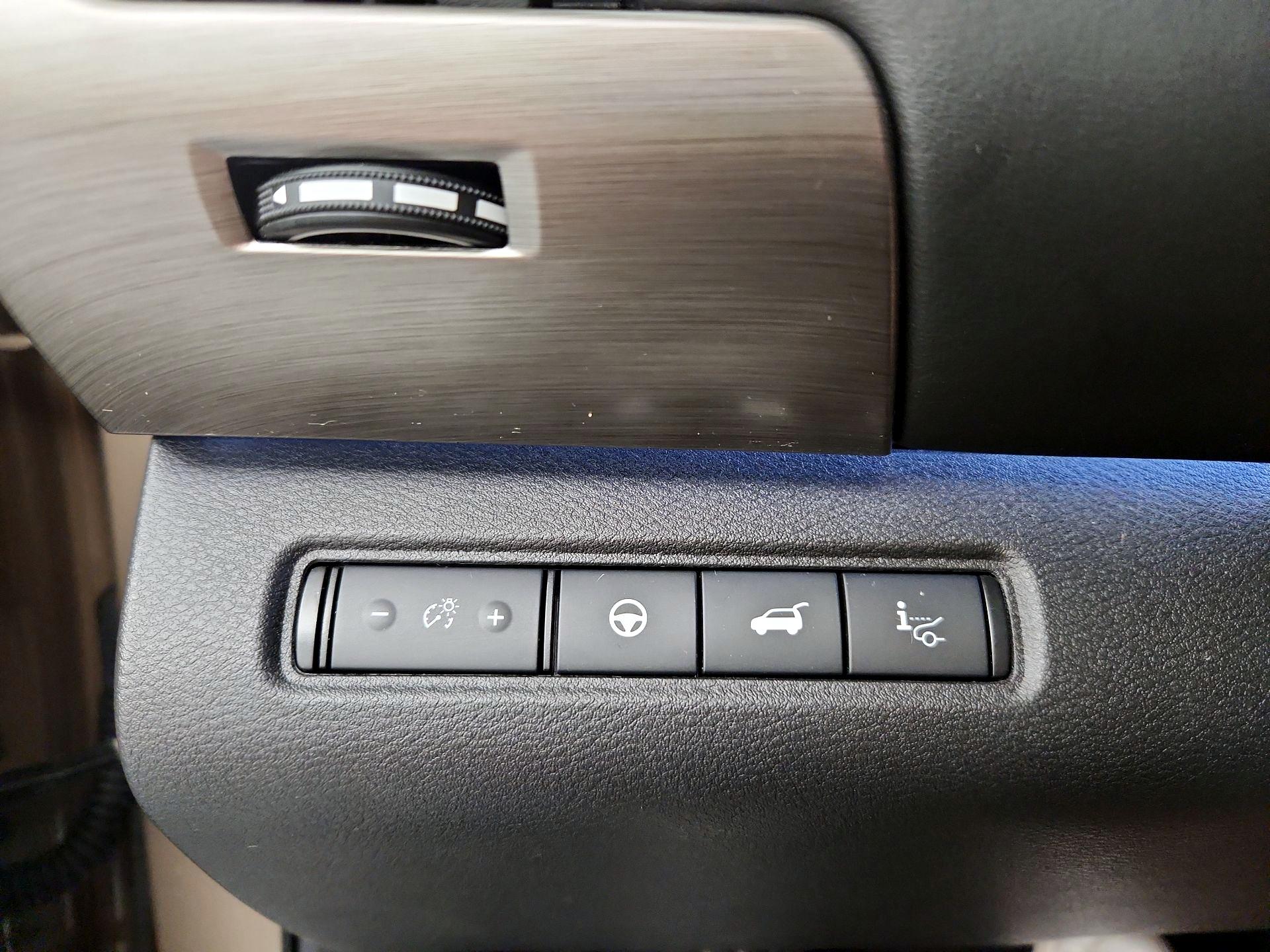 Thumbnail: 2024 Nissan Pathfinder - 13