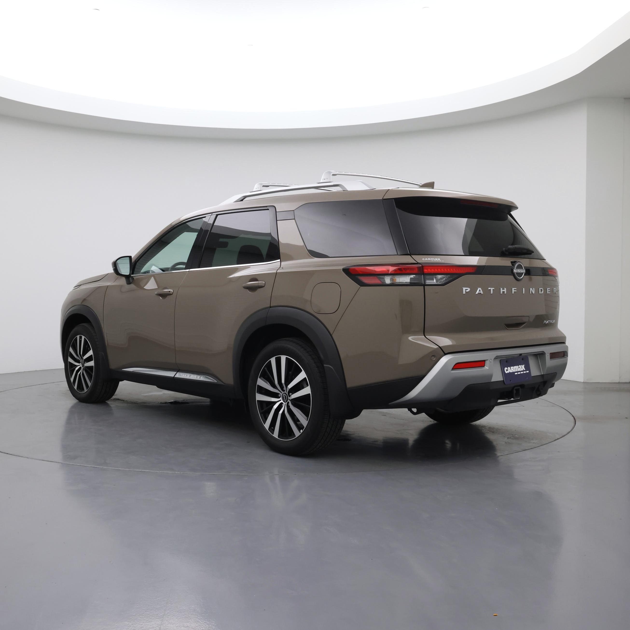 Thumbnail: 2024 Nissan Pathfinder - 2