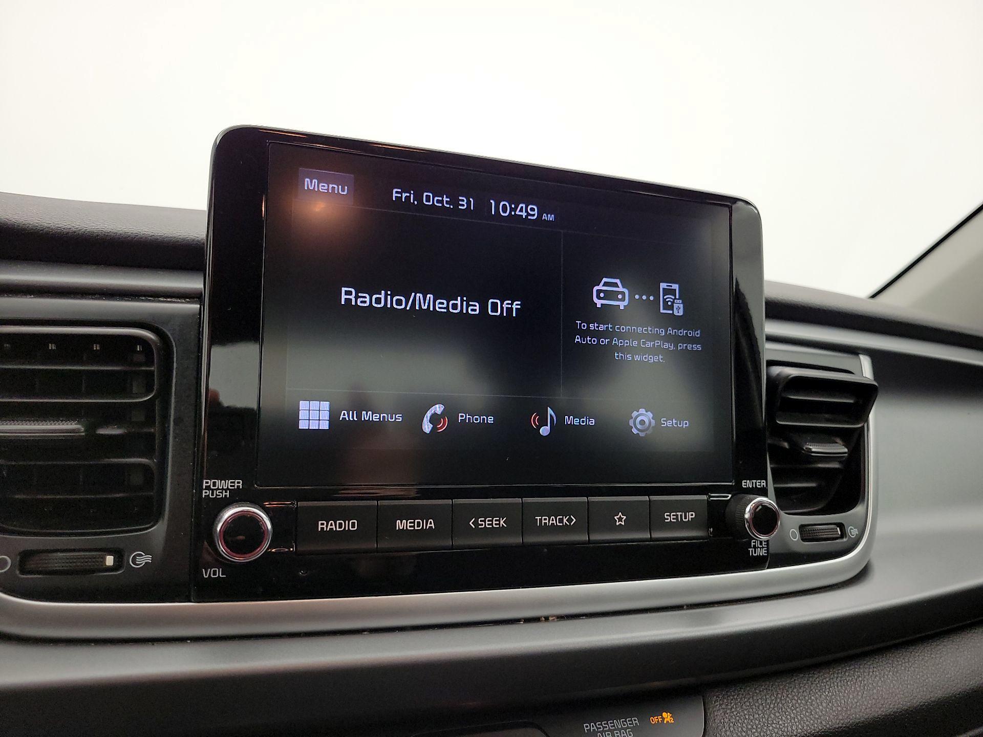 Thumbnail: 2023 Kia Rio - 15