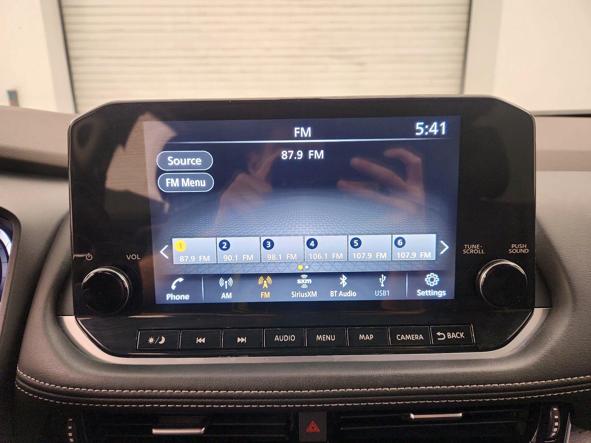 Thumbnail: 2022 Nissan Rogue - 16