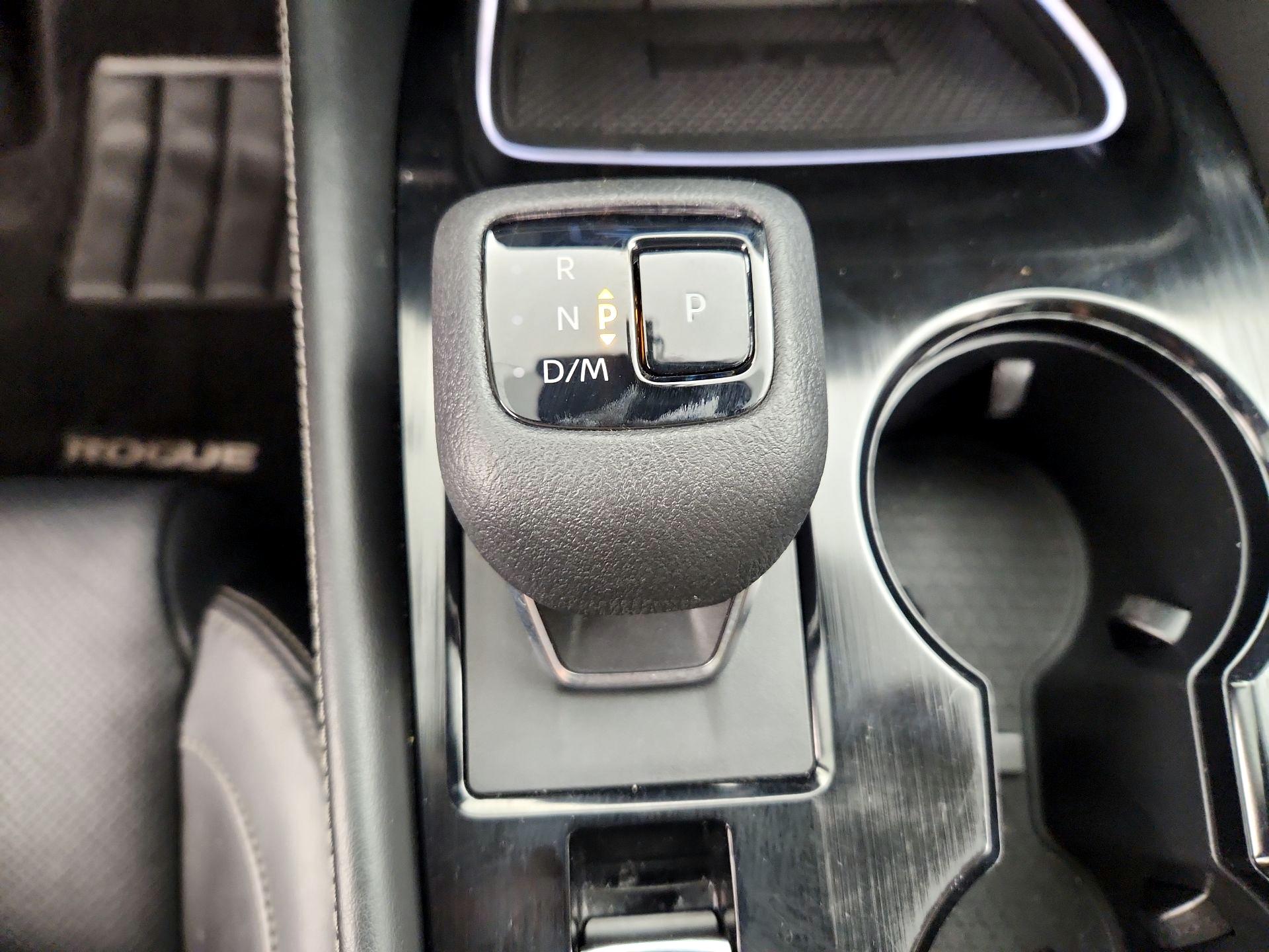 Thumbnail: 2022 Nissan Rogue - 18