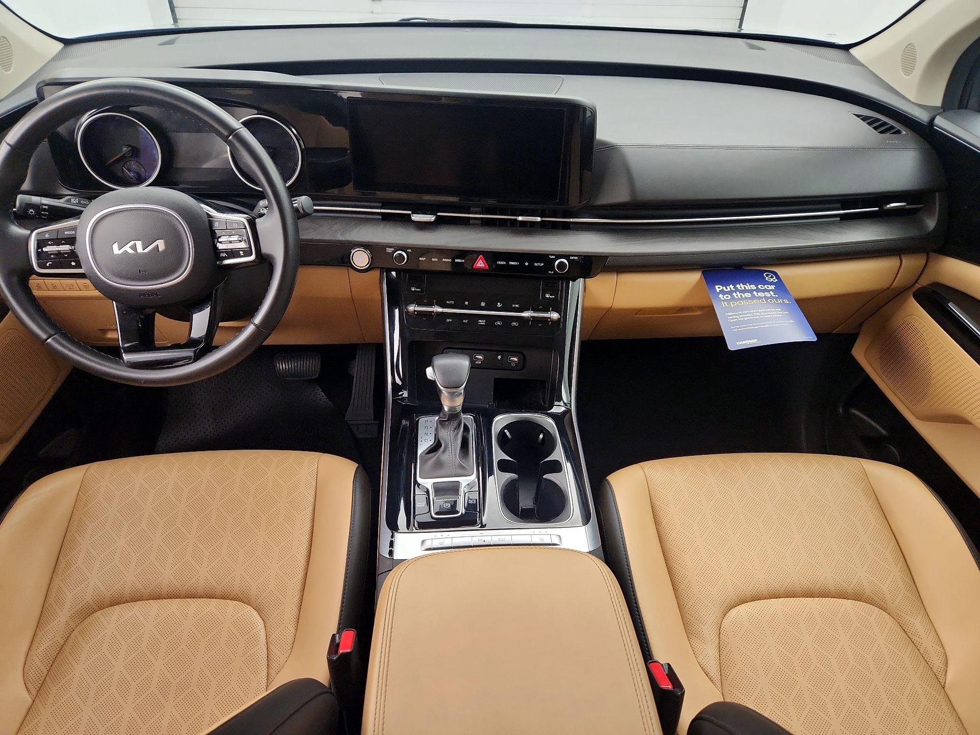 Thumbnail: 2023 Kia Carnival - 9