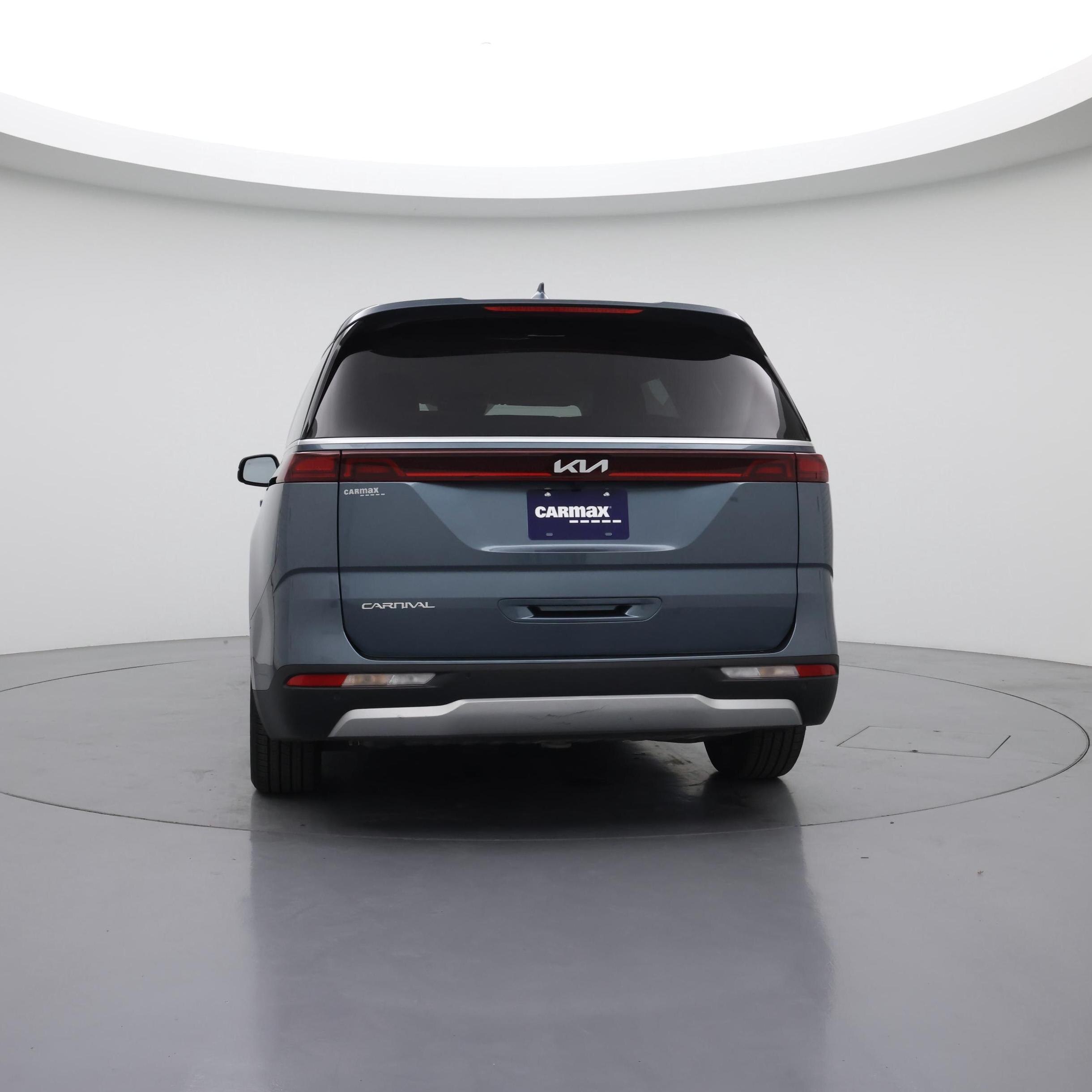 Thumbnail: 2023 Kia Carnival - 6