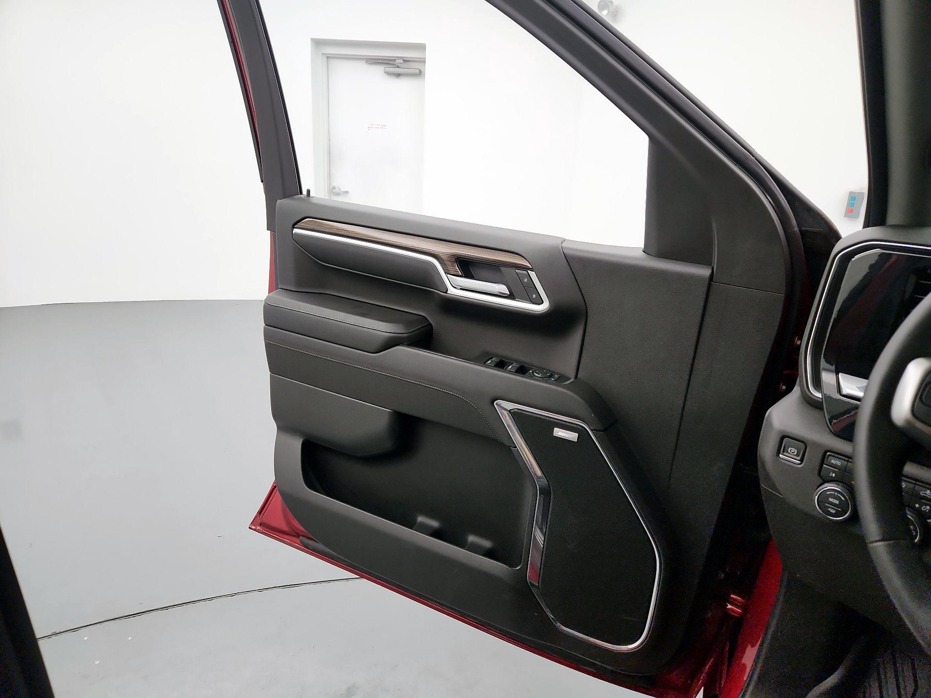 Thumbnail: 2023 Chevrolet Silverado 1500 - 12