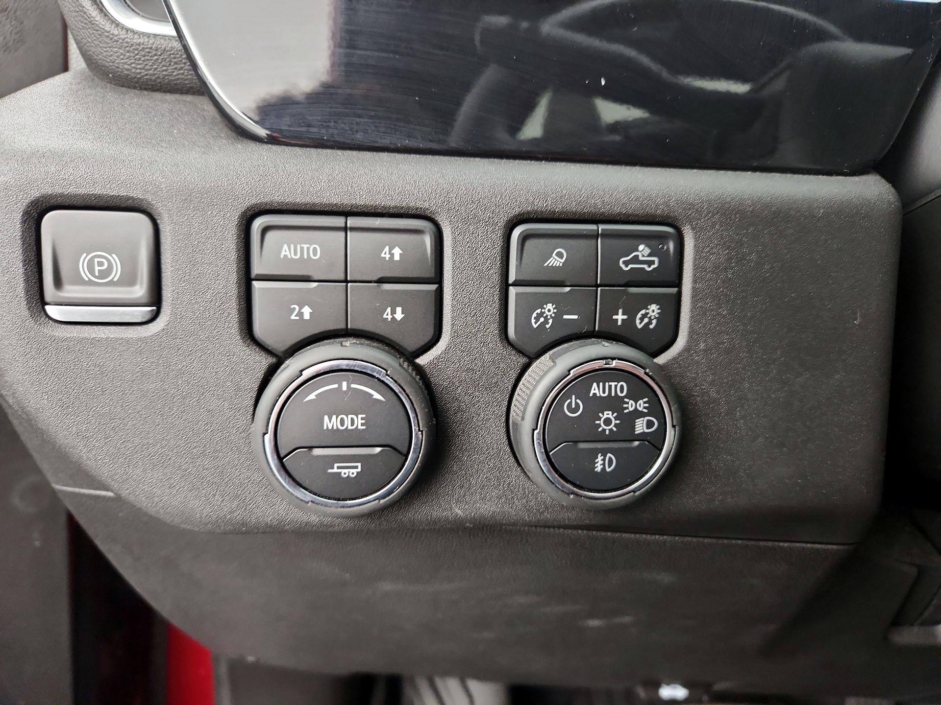 Thumbnail: 2023 Chevrolet Silverado 1500 - 13