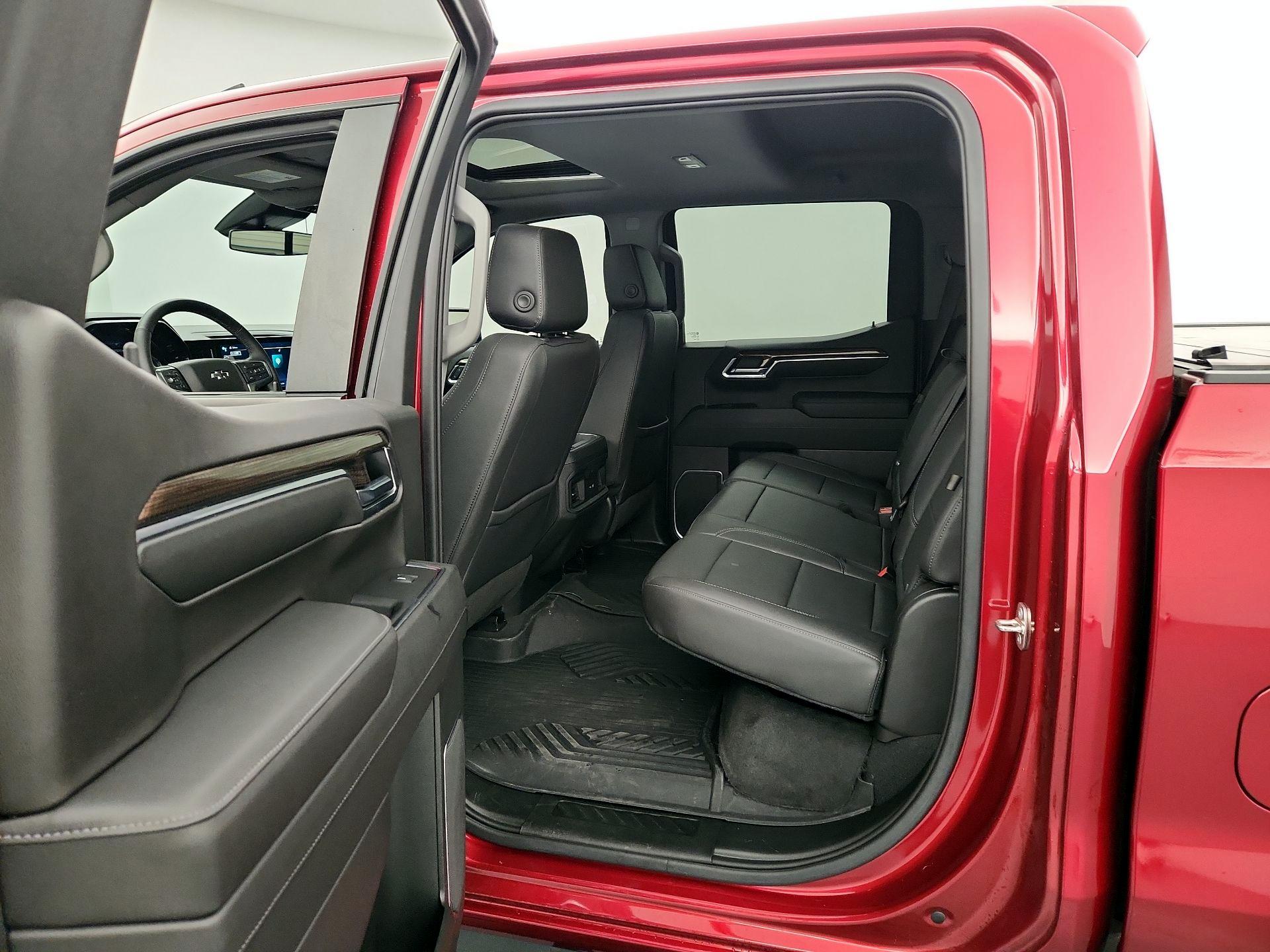 Thumbnail: 2023 Chevrolet Silverado 1500 - 20