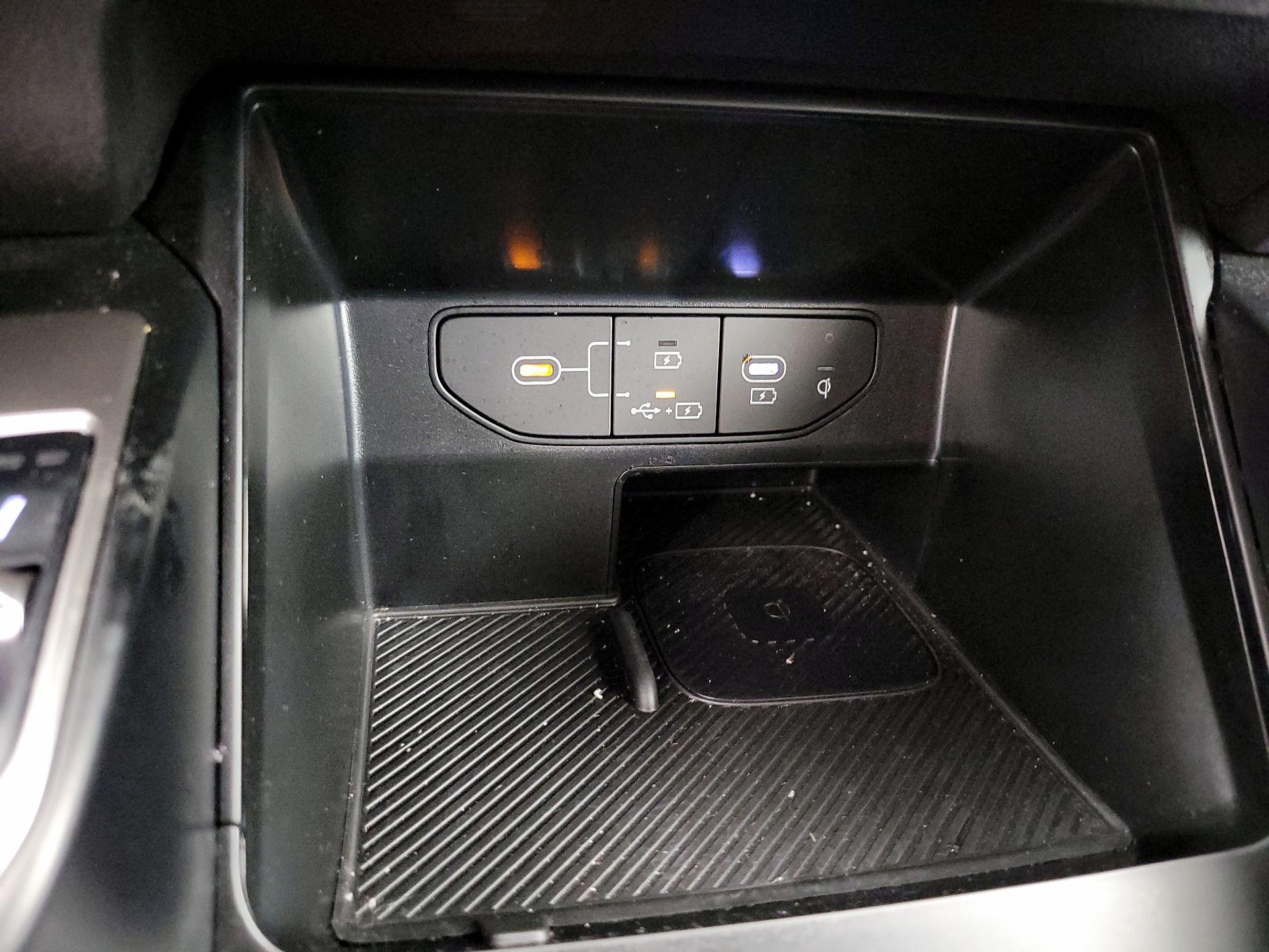 Thumbnail: 2024 Kia Sorento - 19