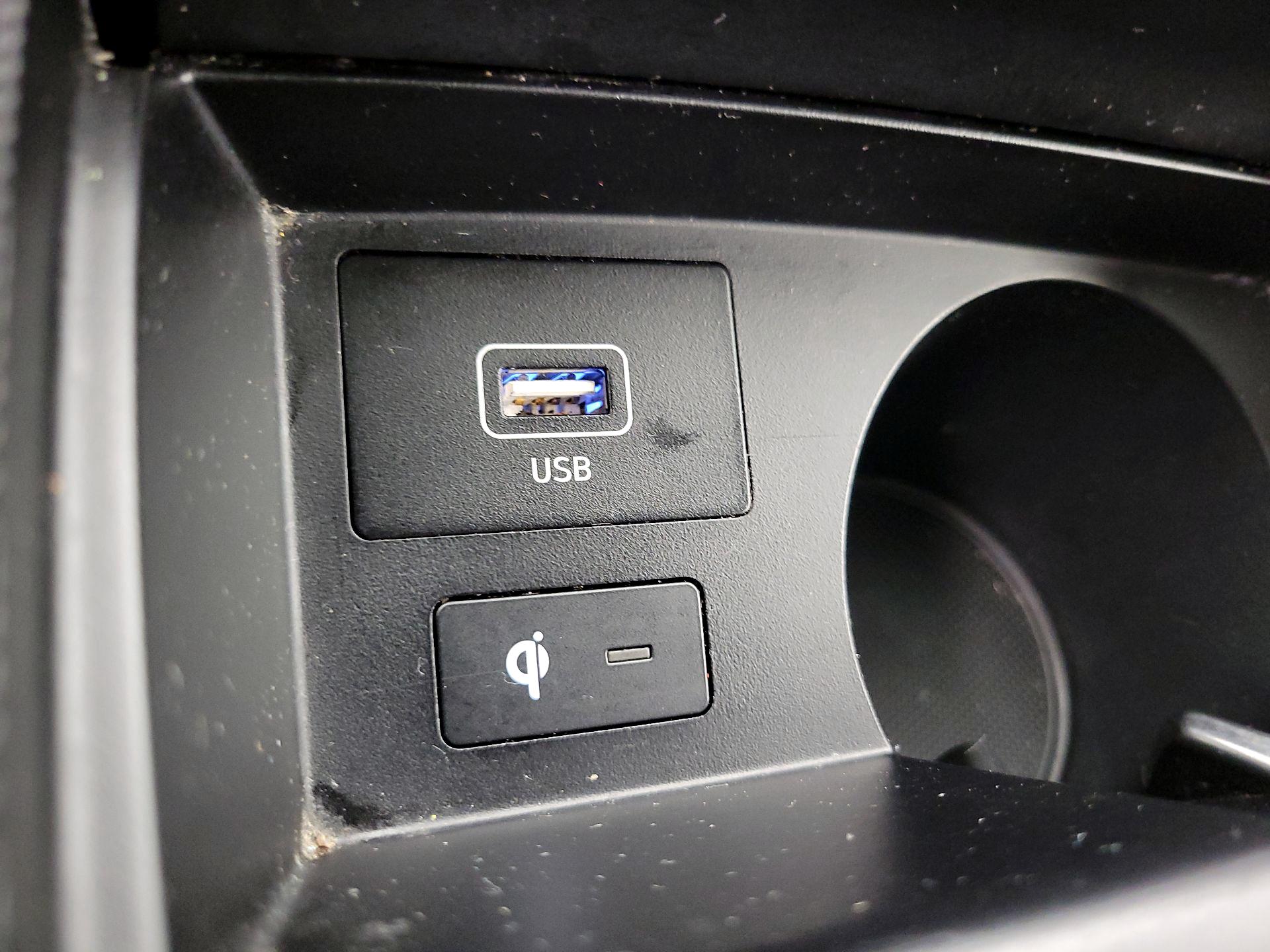 Thumbnail: 2023 Hyundai Santa Fe - 19