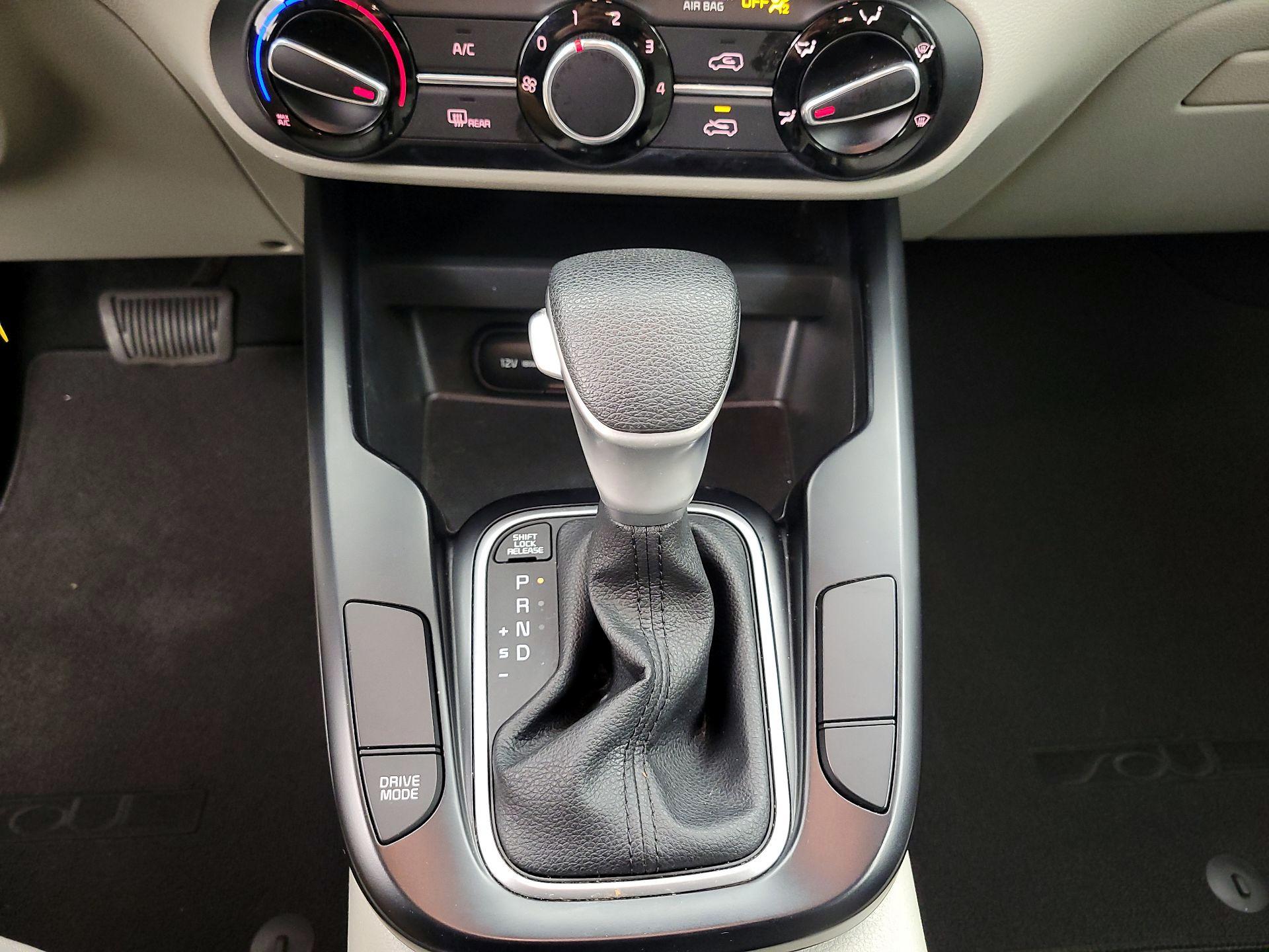 Thumbnail: 2022 Kia Soul - 17