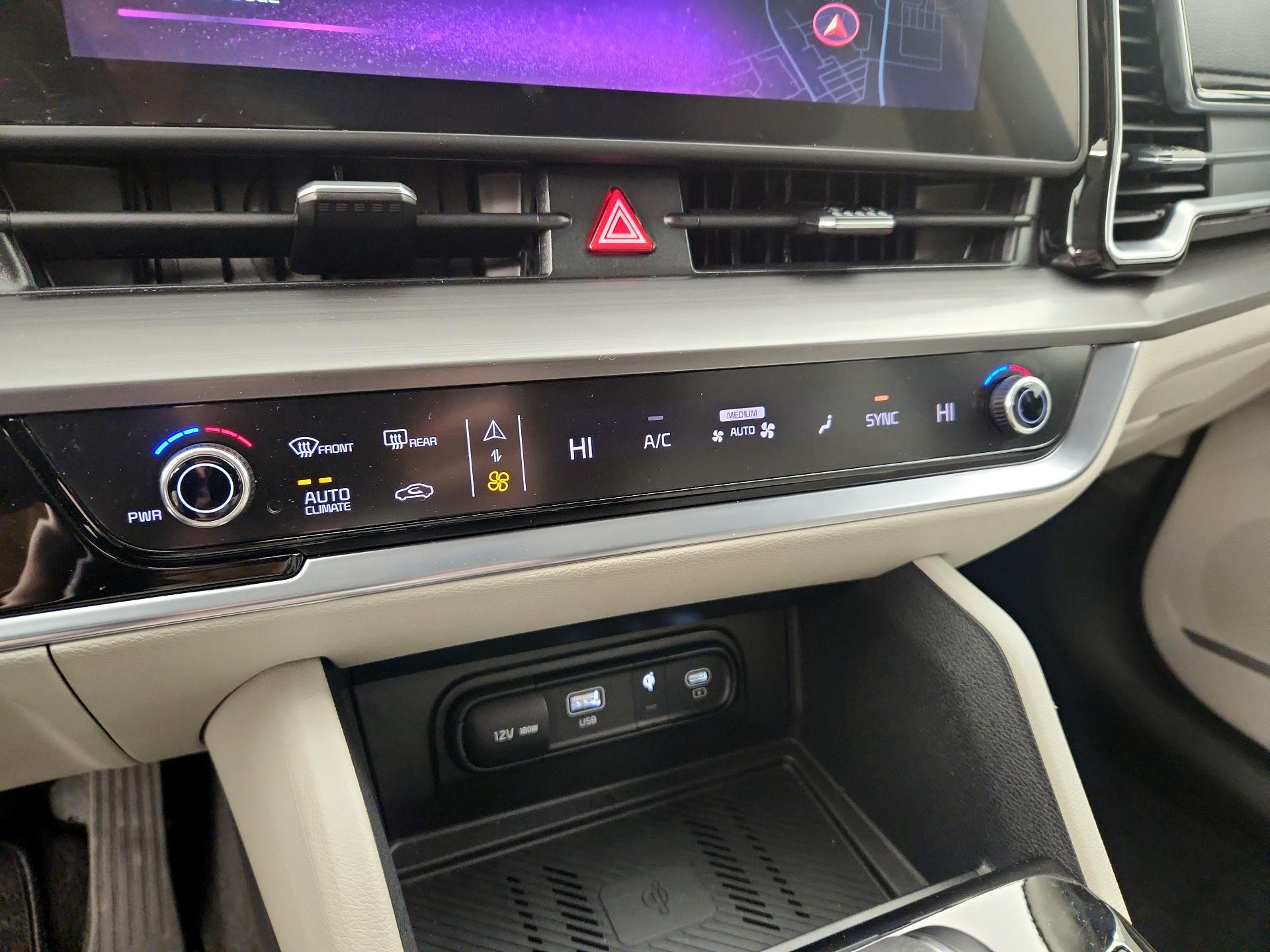 Thumbnail: 2023 Kia Sportage - 16