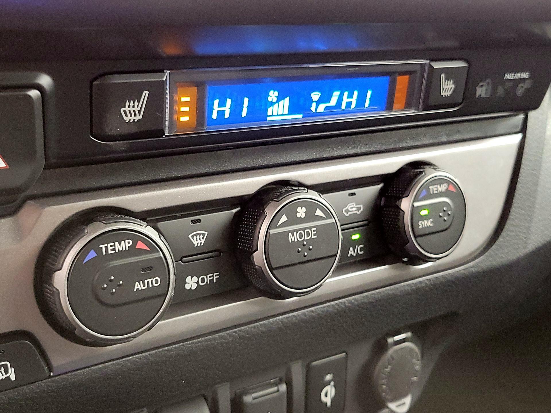 Thumbnail: 2023 Toyota Tacoma - 17