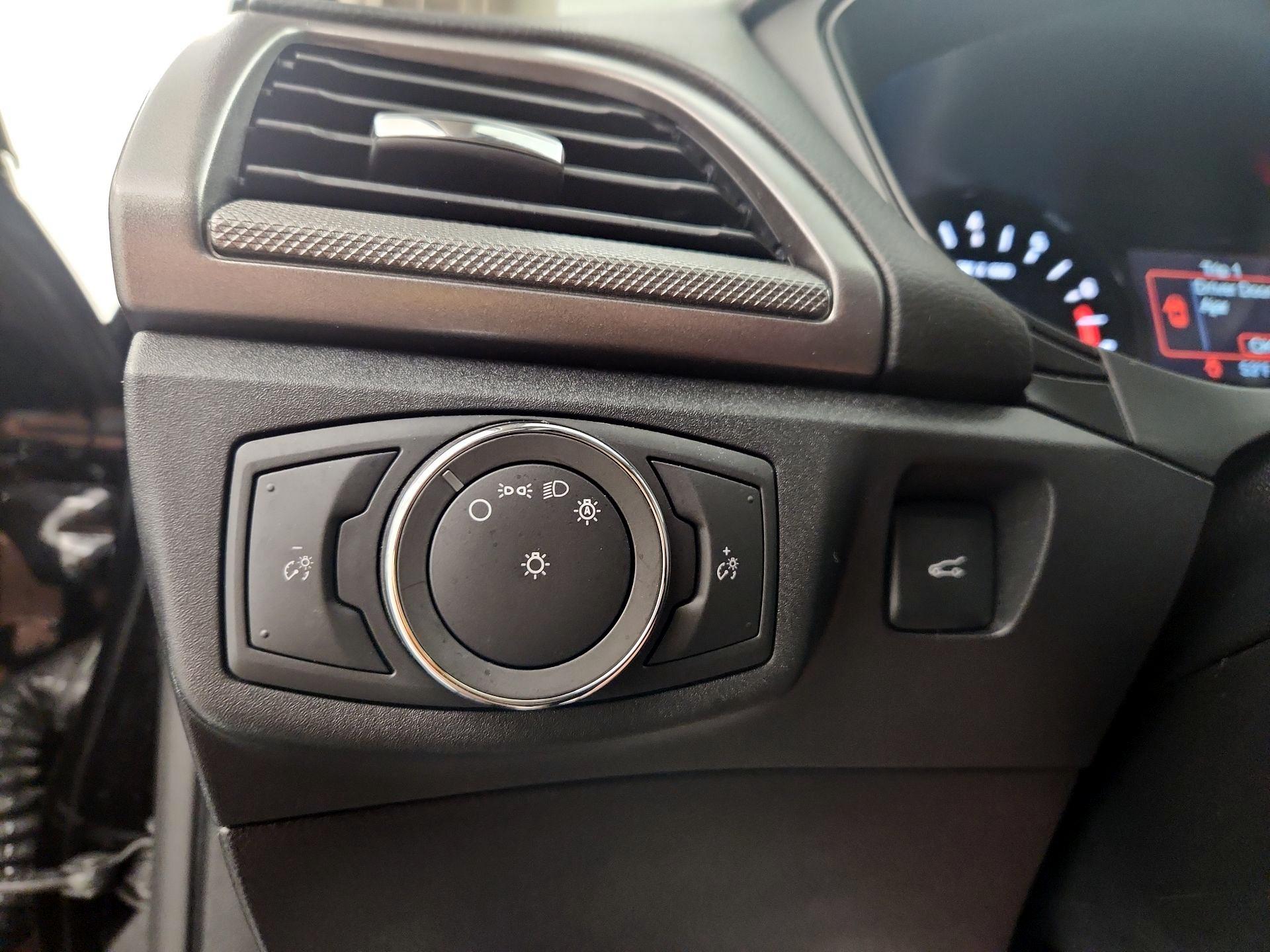 Thumbnail: 2020 Ford Fusion - 13