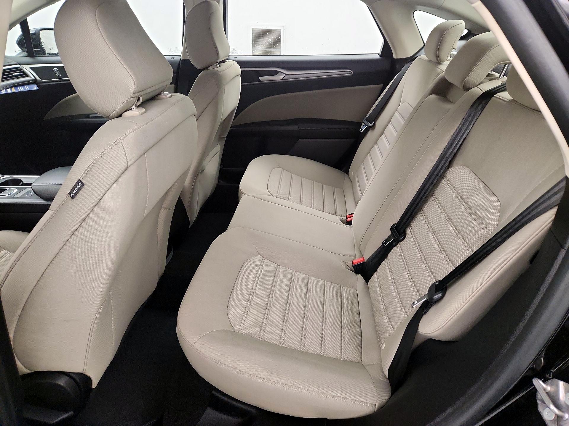 Thumbnail: 2020 Ford Fusion - 19