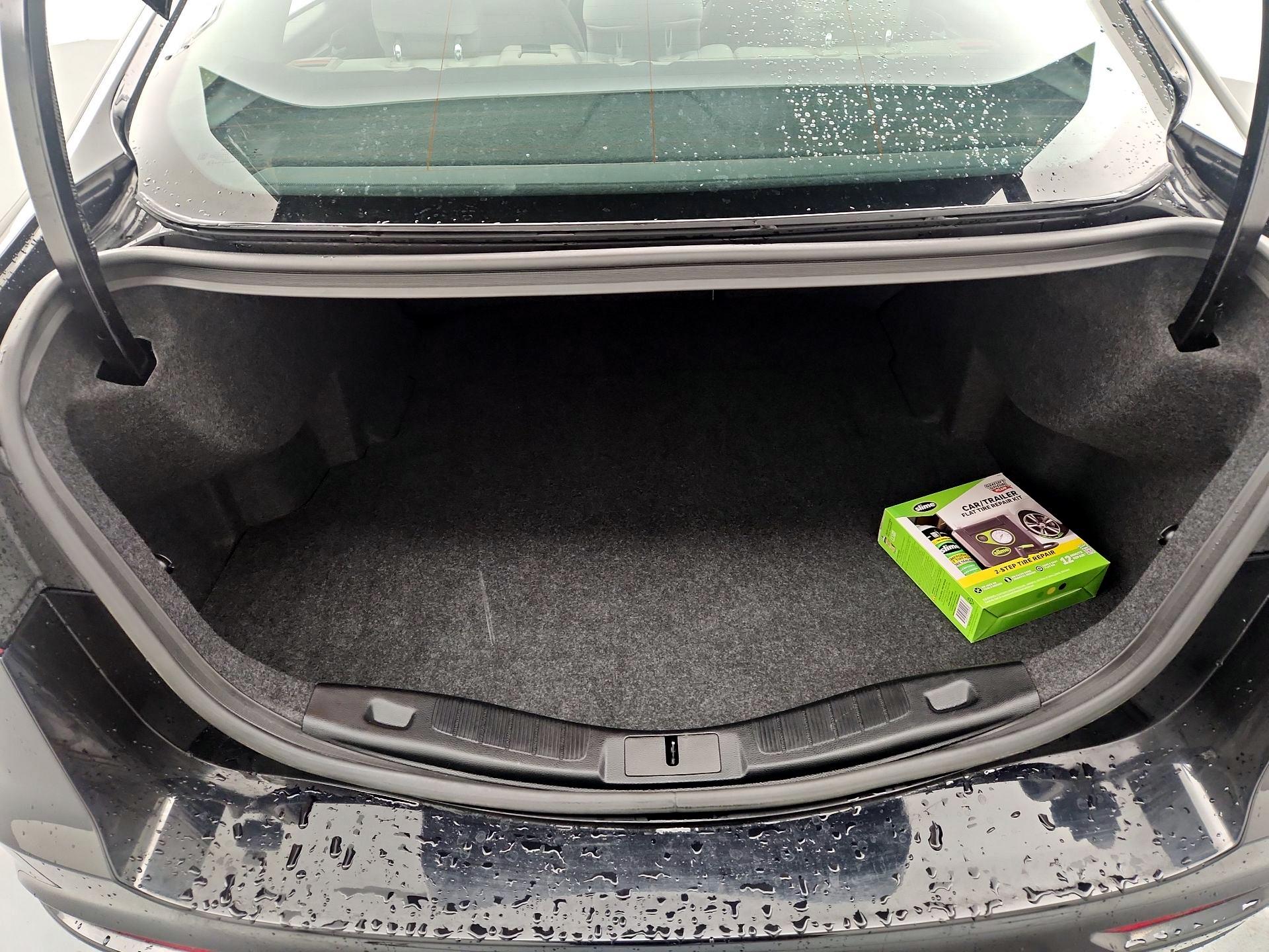 Thumbnail: 2020 Ford Fusion - 20