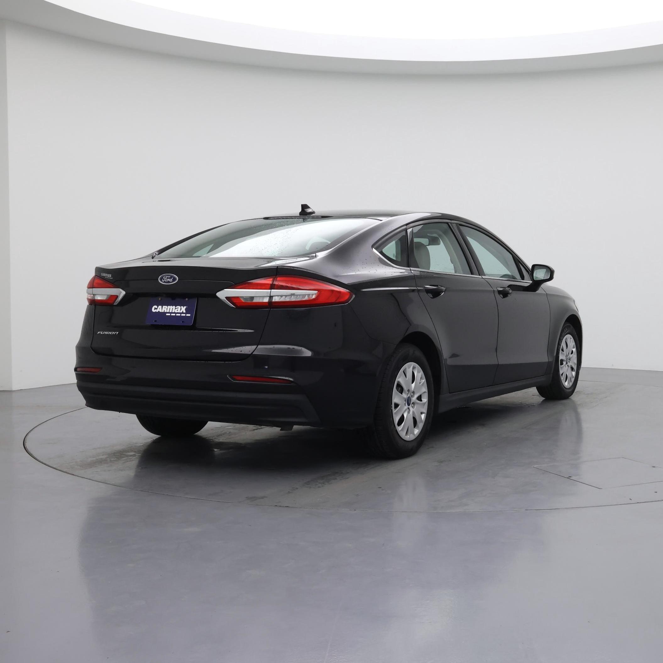 Thumbnail: 2020 Ford Fusion - 8