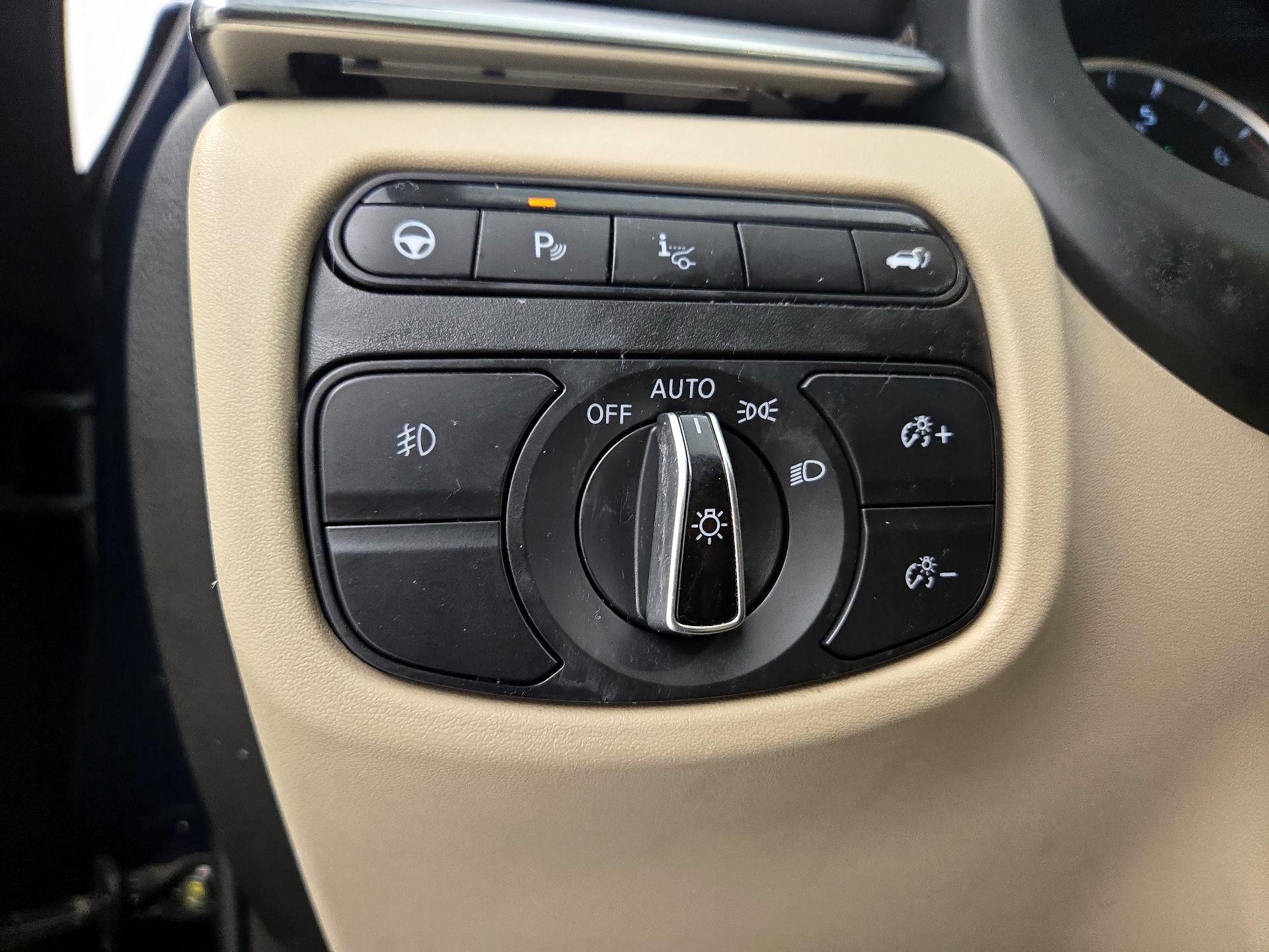 Thumbnail: 2019 INFINITI QX50 - 13