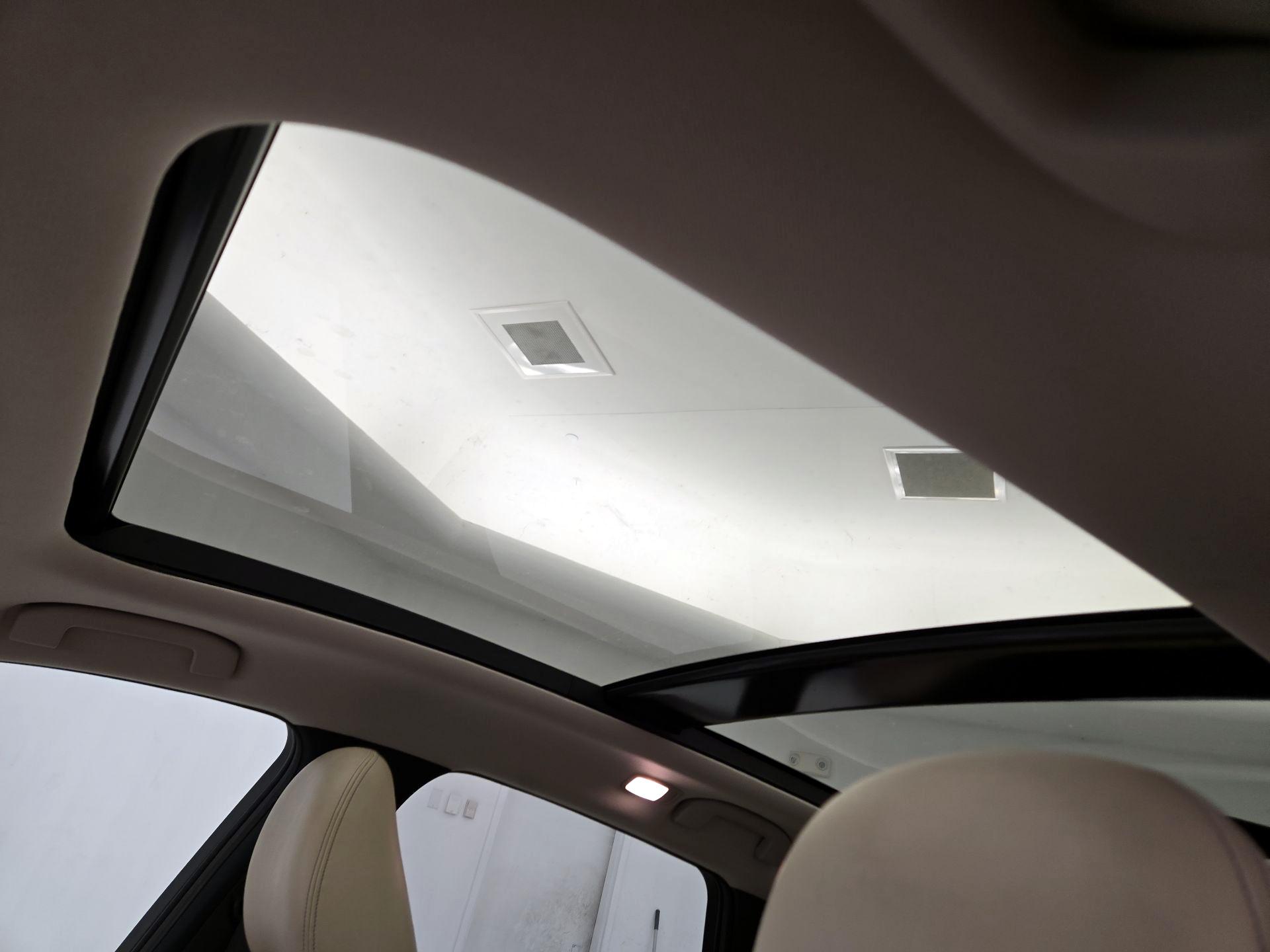 Thumbnail: 2019 INFINITI QX50 - 20