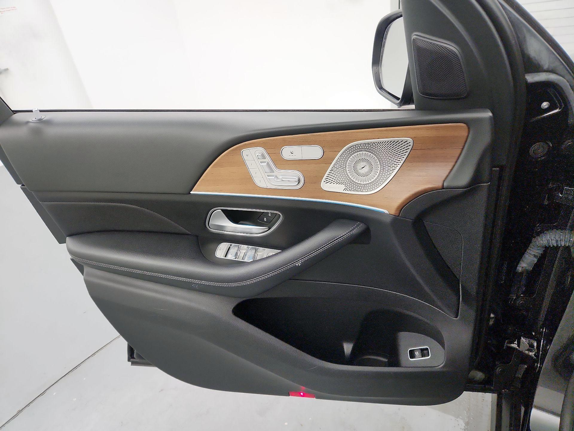 Thumbnail: 2021 Mercedes-Benz GLE - 12