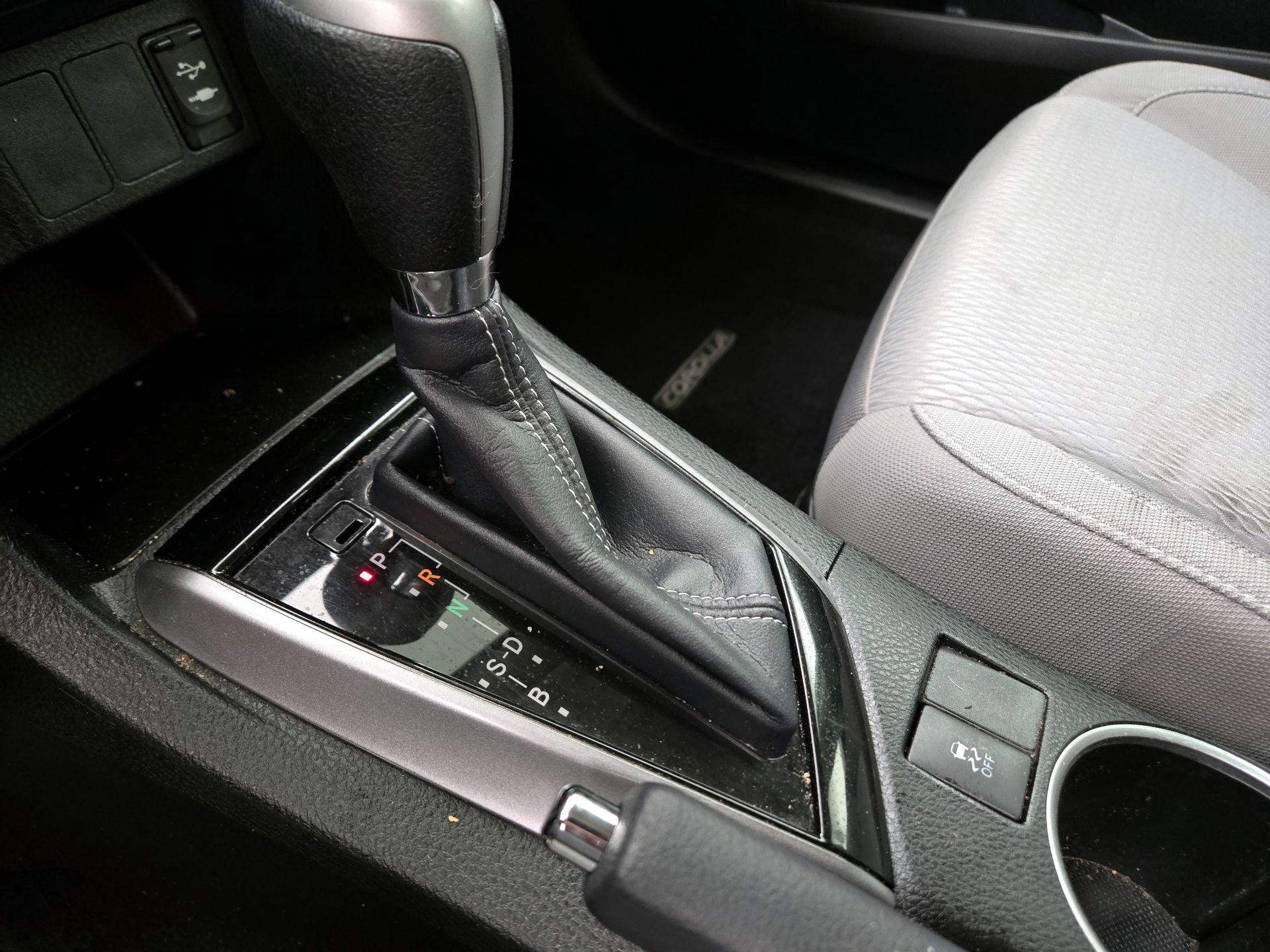 Thumbnail: 2016 Toyota Corolla - 17