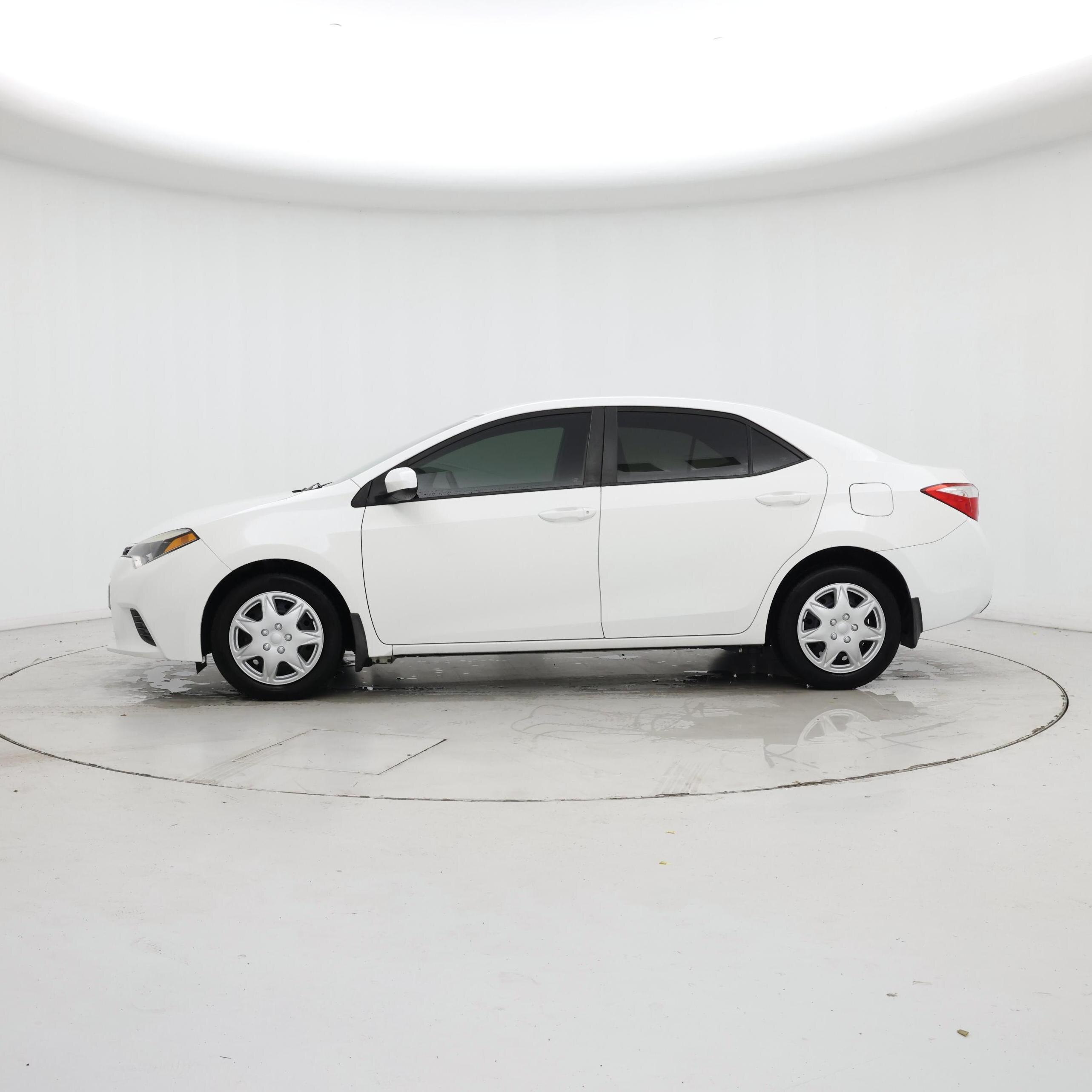 Thumbnail: 2016 Toyota Corolla - 3