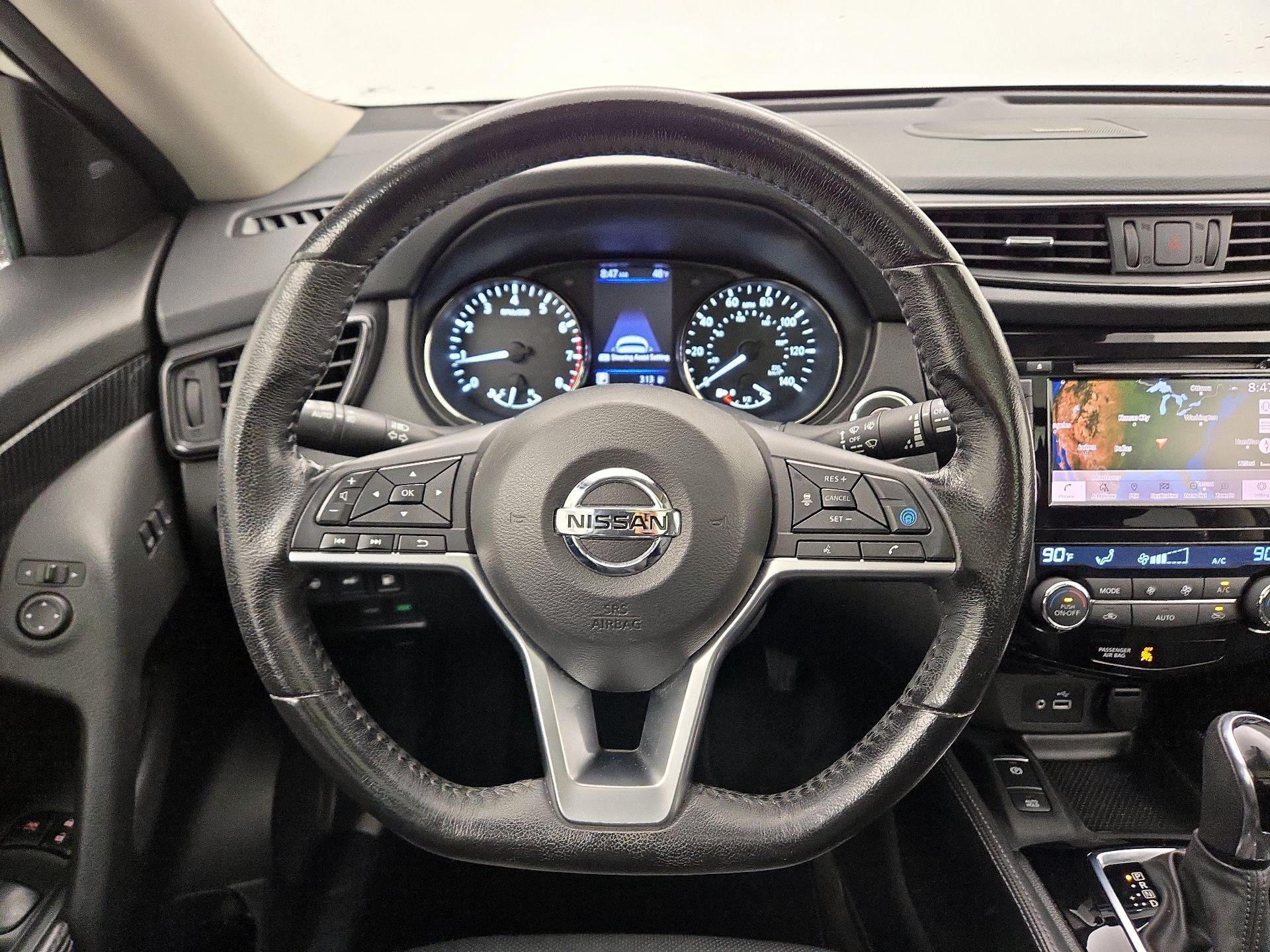 Thumbnail: 2018 Nissan Rogue - 10