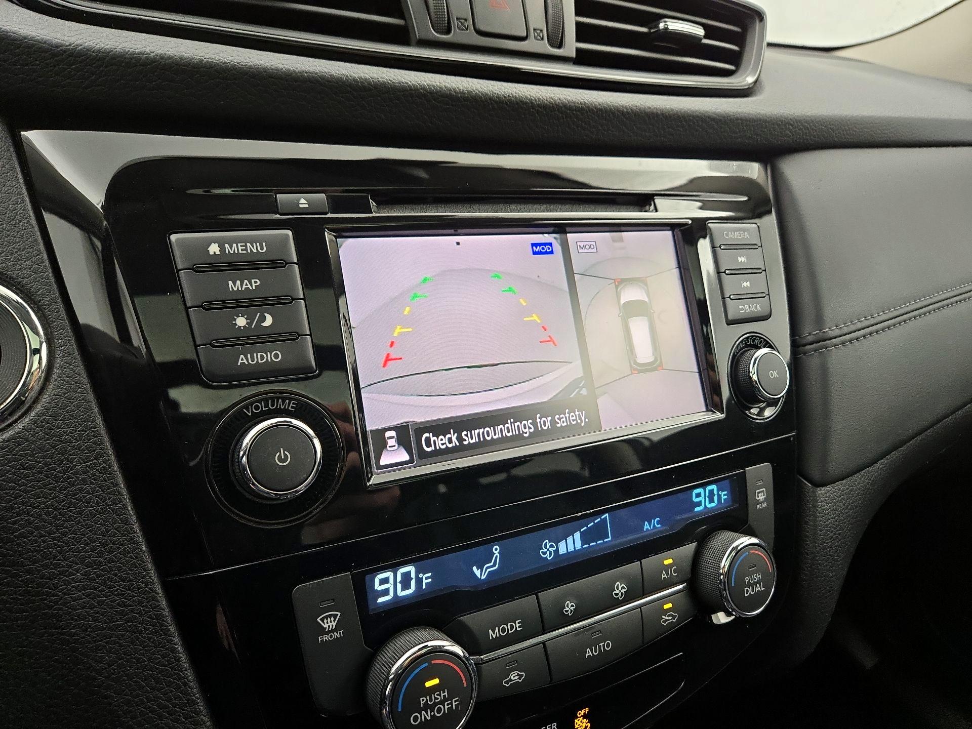 Thumbnail: 2018 Nissan Rogue - 15