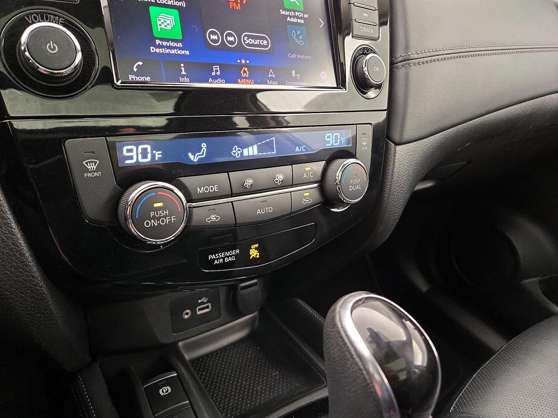 Thumbnail: 2018 Nissan Rogue - 17