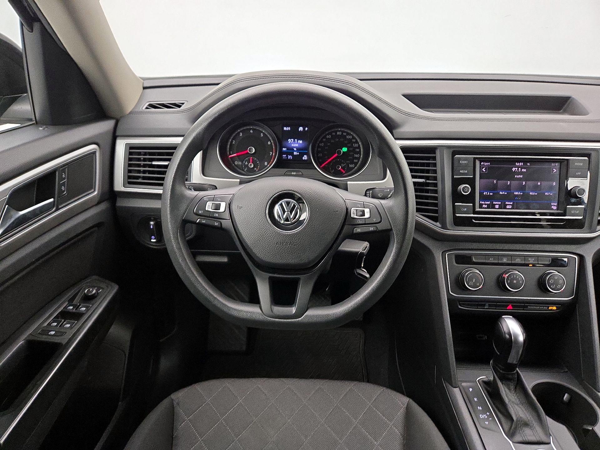 Thumbnail: 2018 Volkswagen Atlas - 10