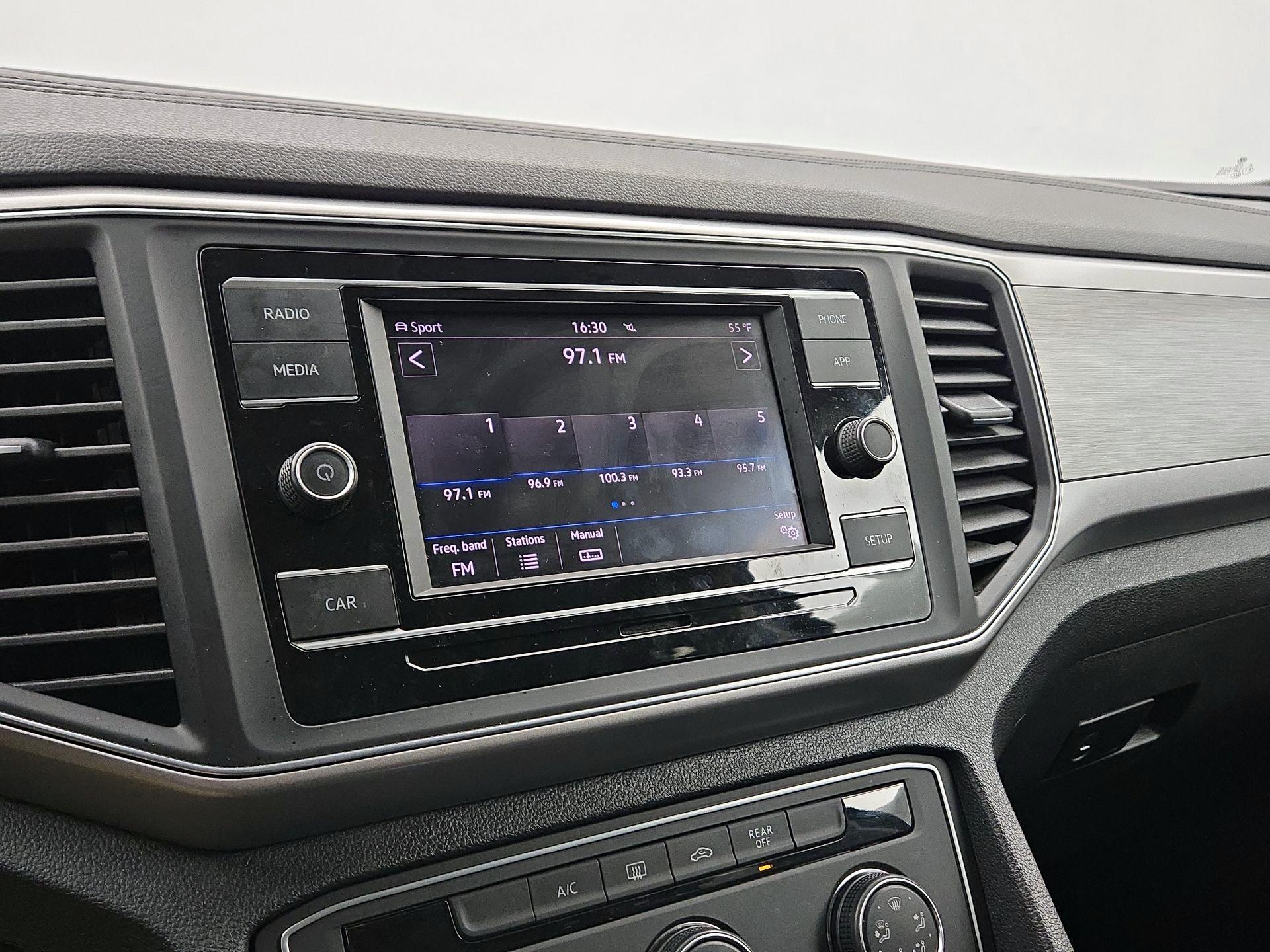 Thumbnail: 2018 Volkswagen Atlas - 15