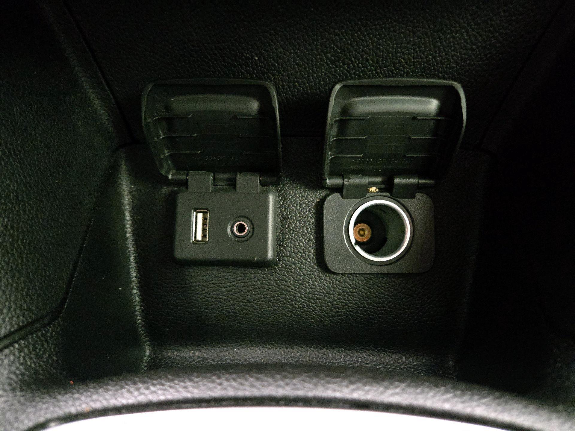 Thumbnail: 2018 Chevrolet Cruze - 18