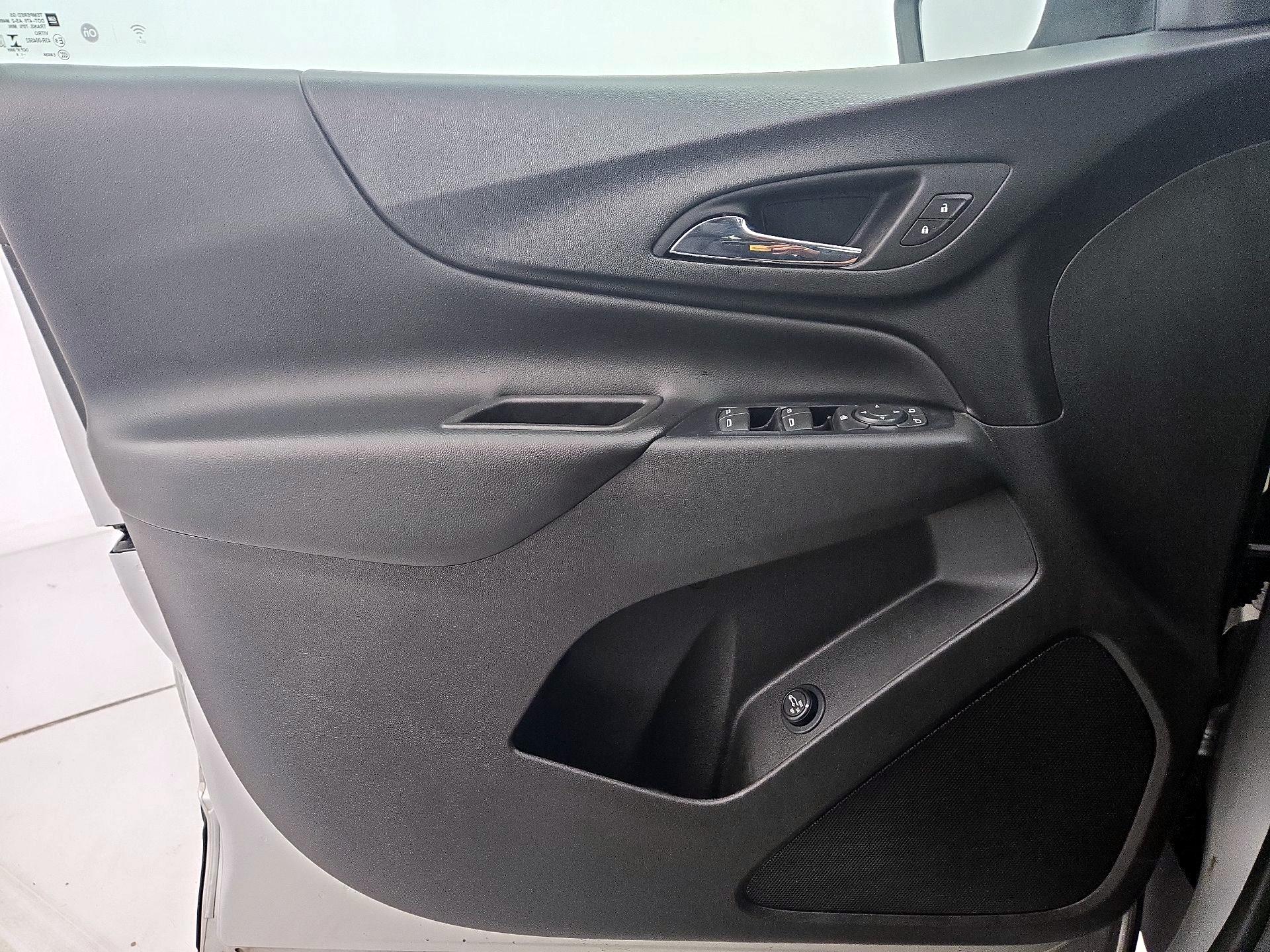 Thumbnail: 2019 Chevrolet Equinox - 12