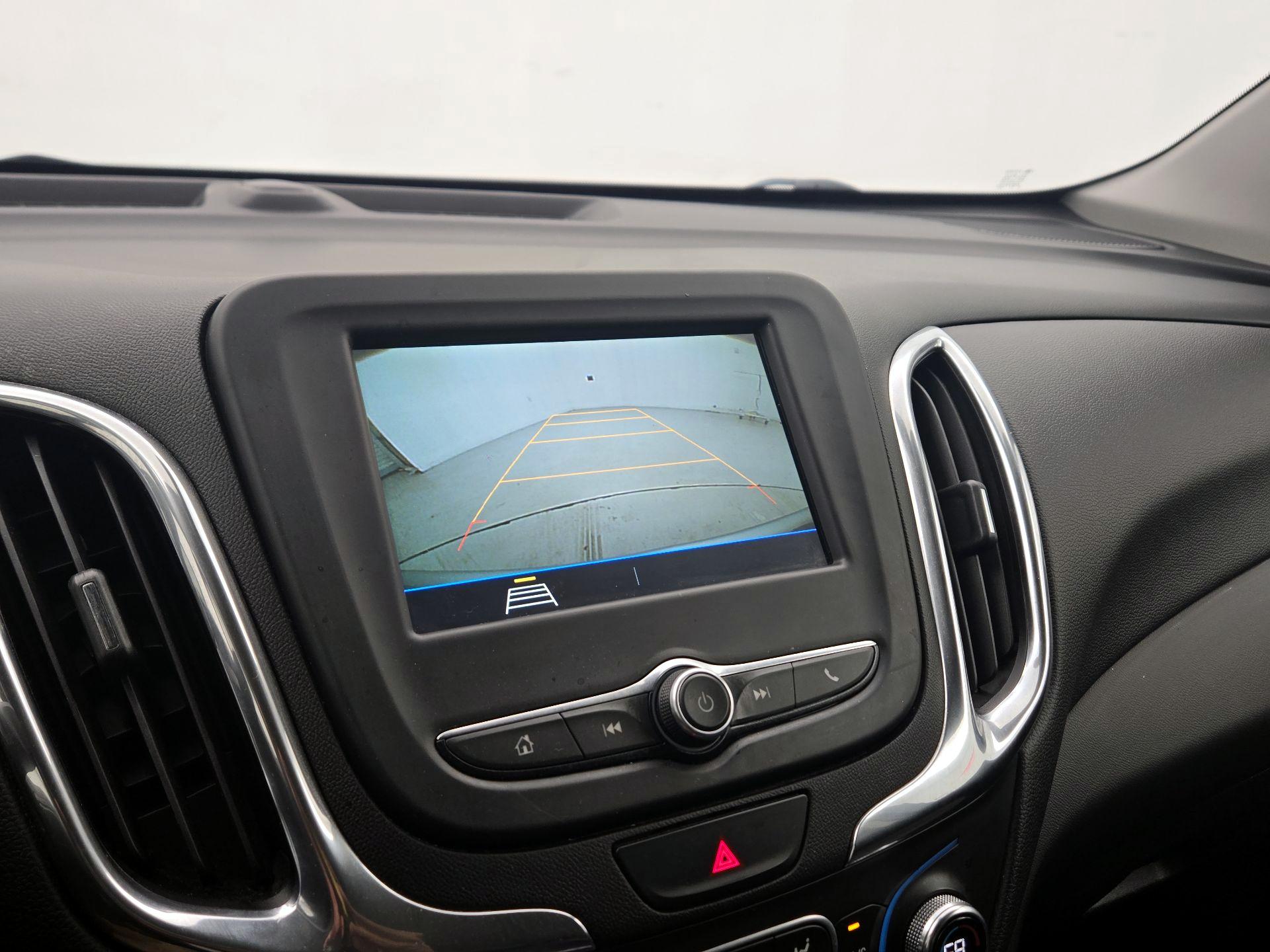 Thumbnail: 2019 Chevrolet Equinox - 14