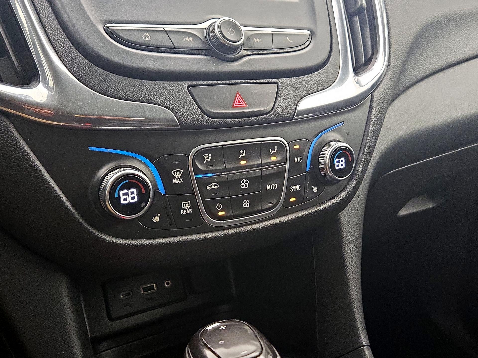 Thumbnail: 2019 Chevrolet Equinox - 16