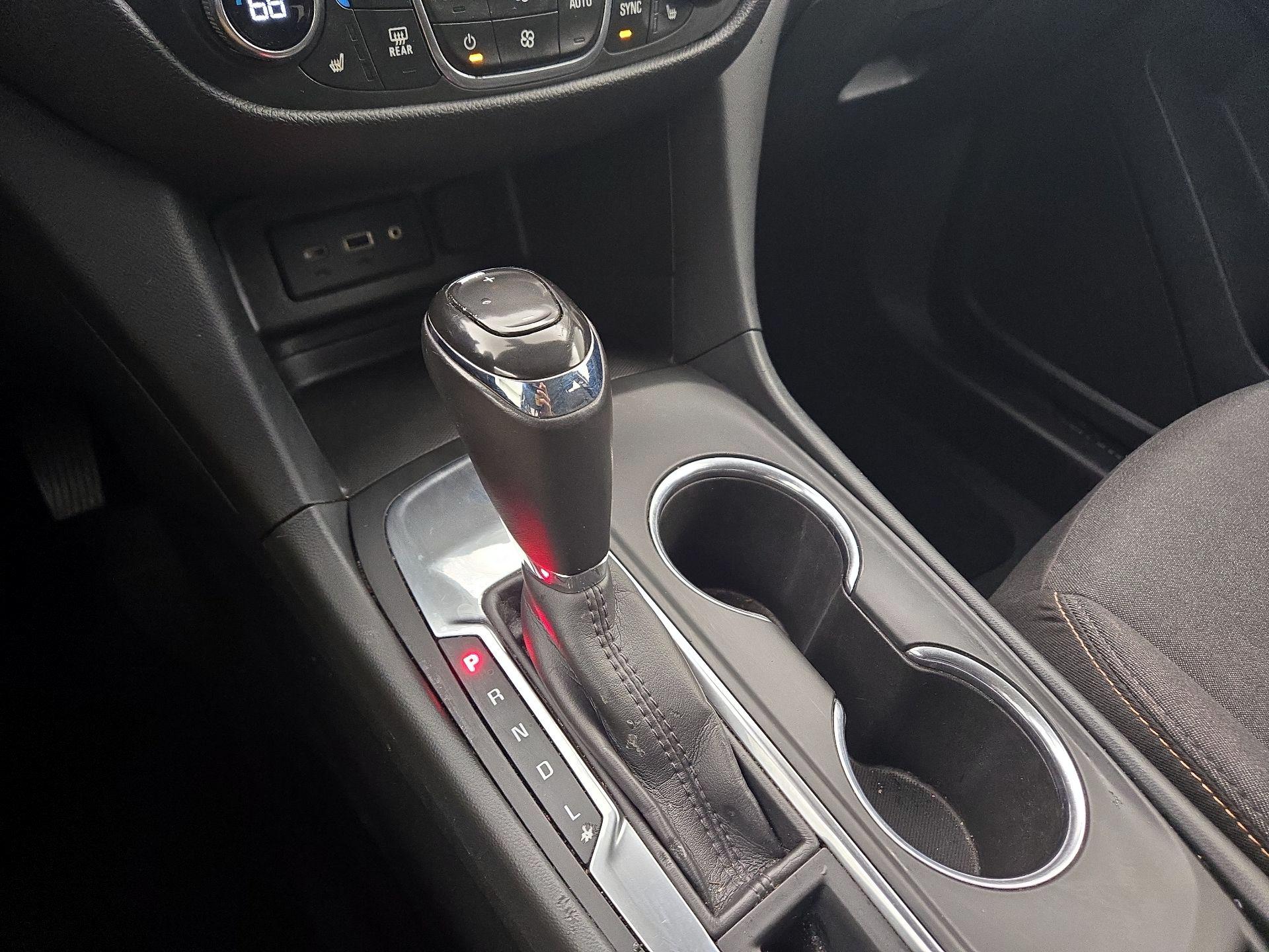 Thumbnail: 2019 Chevrolet Equinox - 17