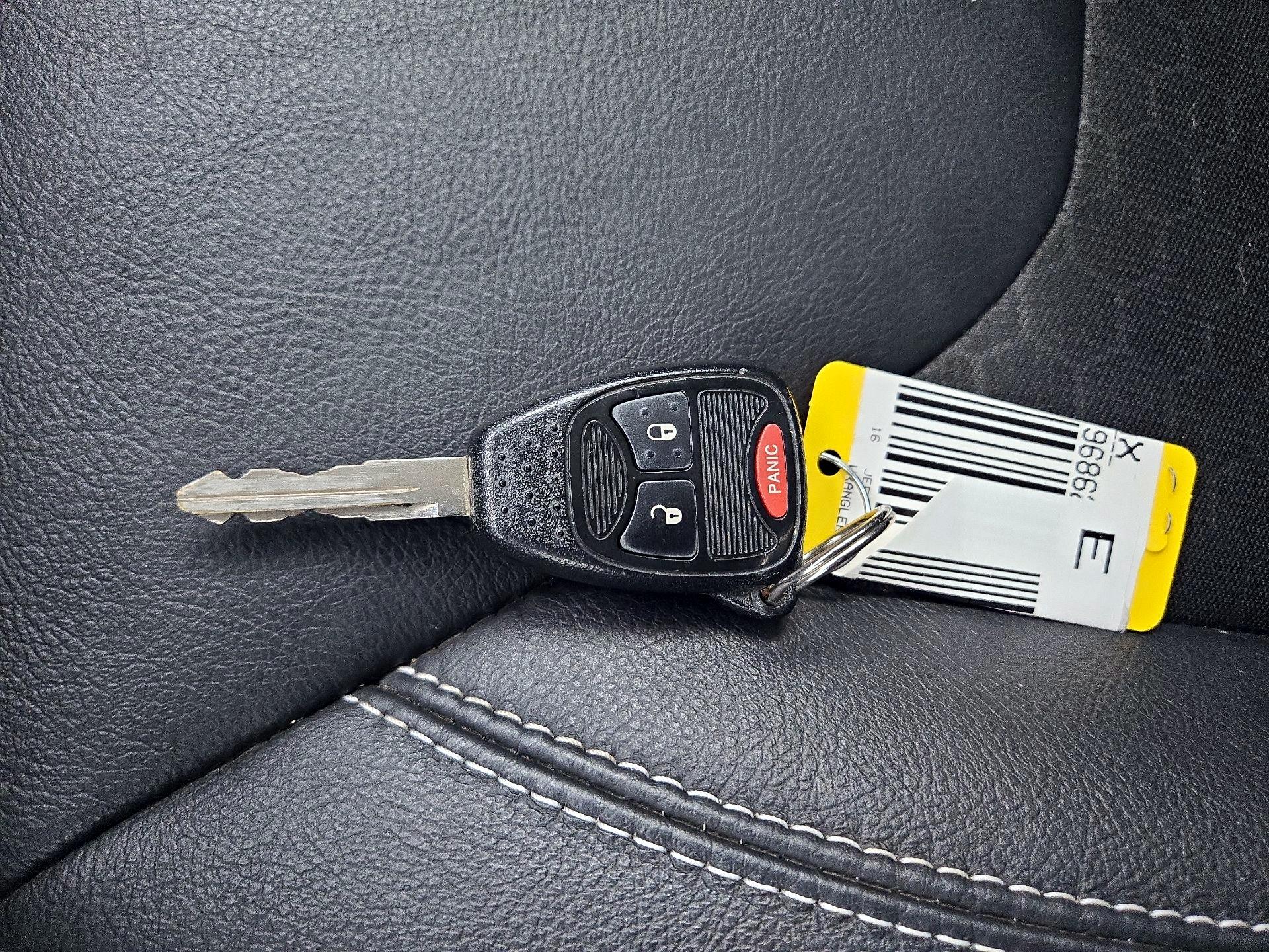 Thumbnail: 2016 Jeep Wrangler - 20