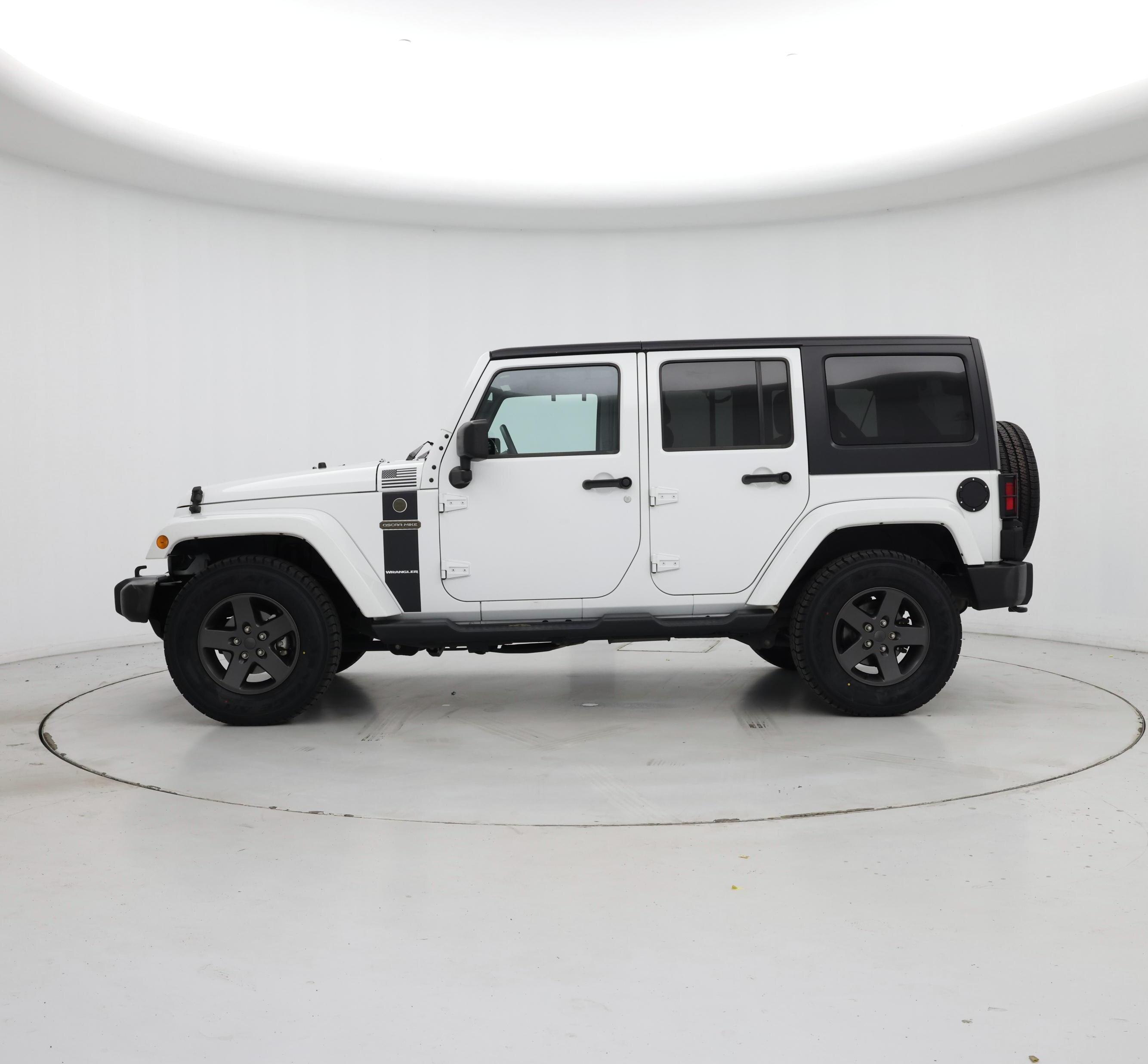 Thumbnail: 2016 Jeep Wrangler - 3