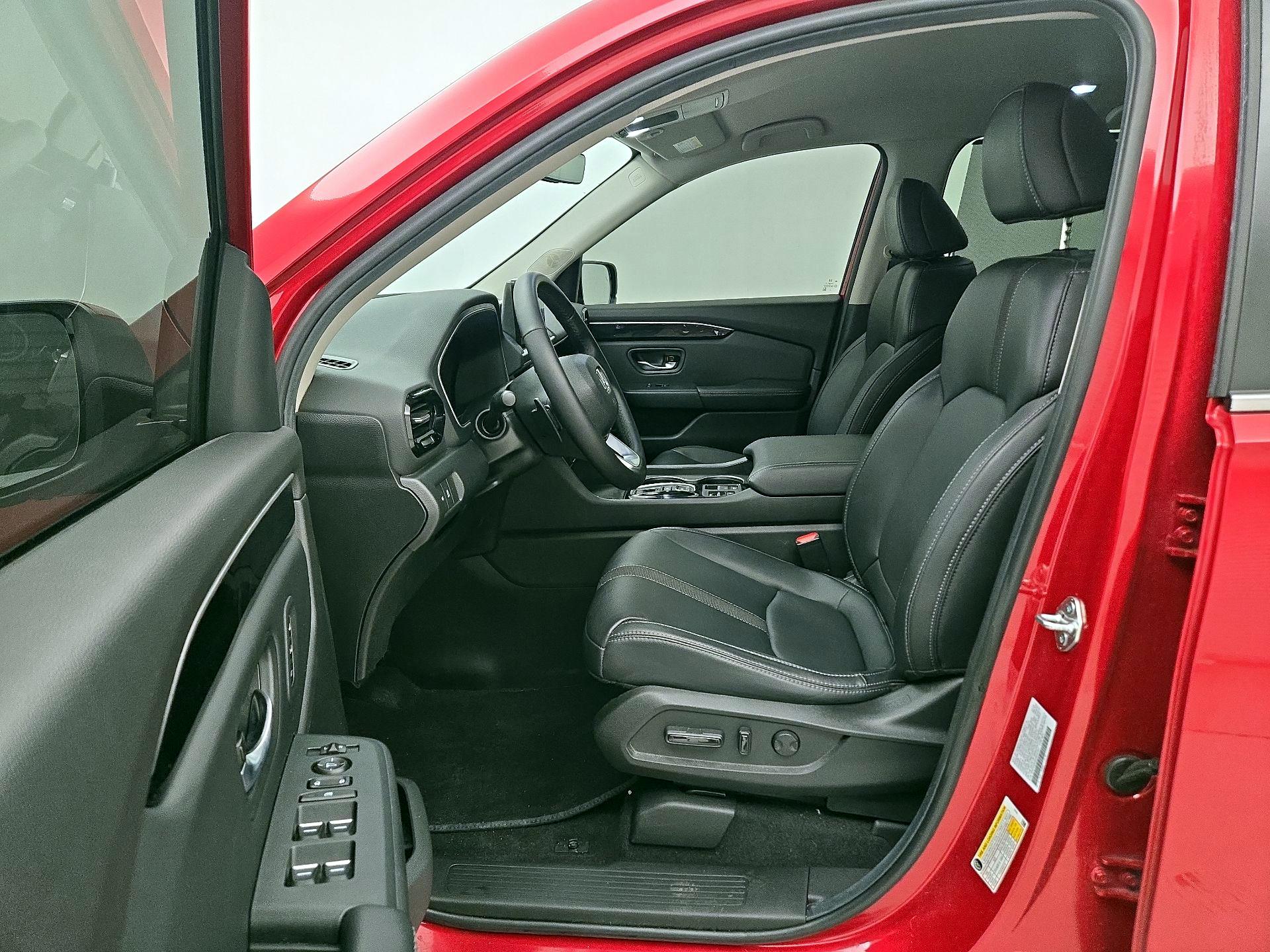 Thumbnail: 2025 Honda Pilot - 11