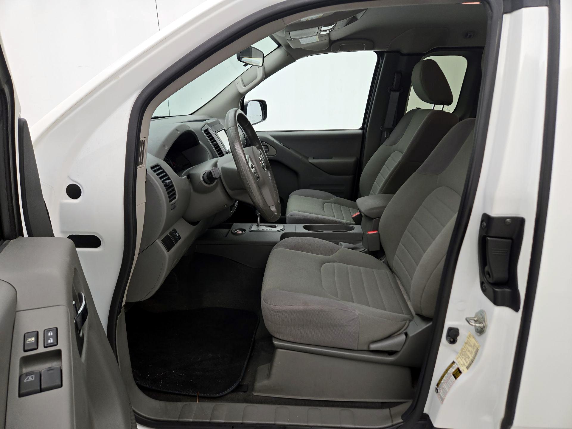 Thumbnail: 2020 Nissan Frontier - 11